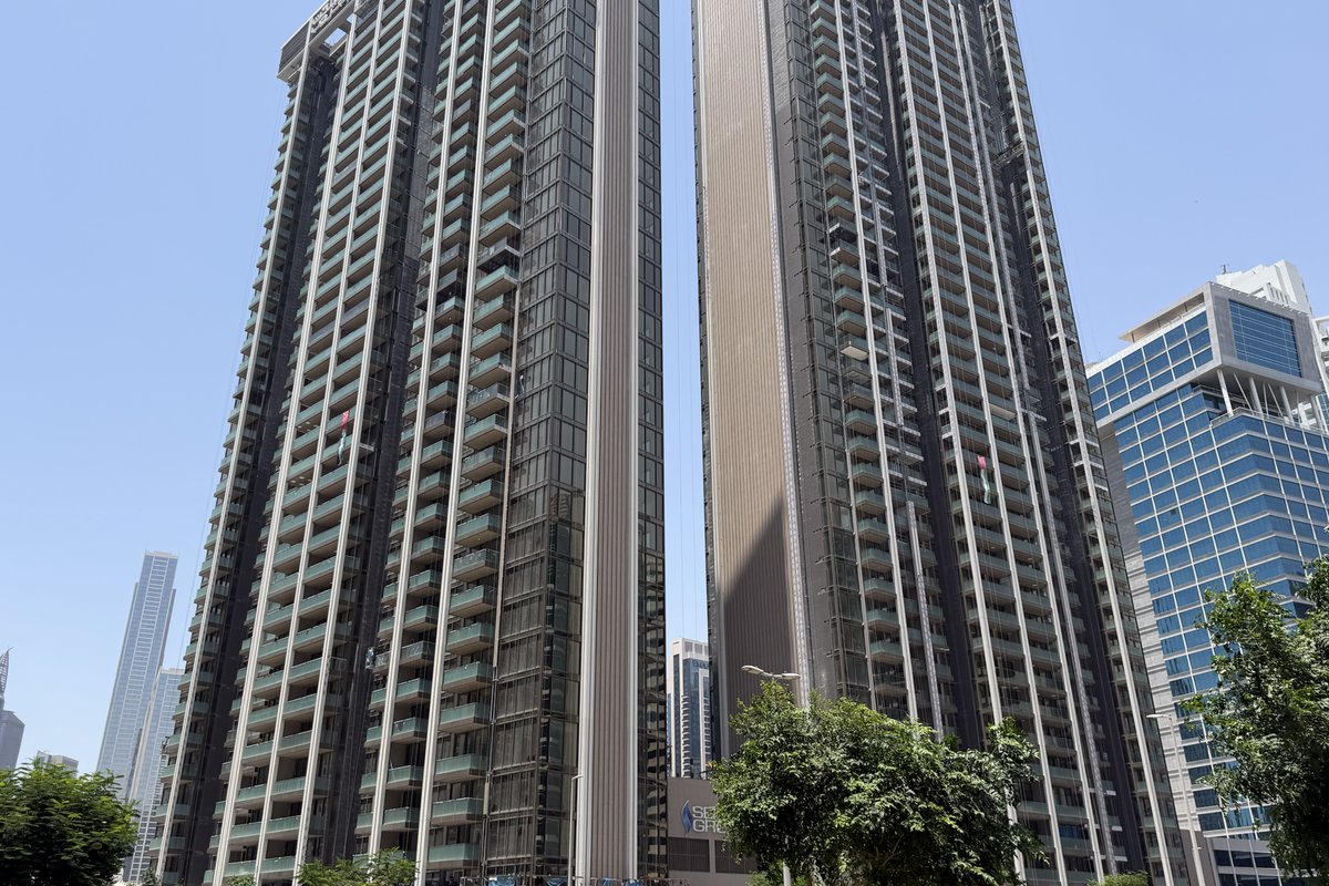 1BR Apartment for Sale in The Edge Tower A, Business Bay - MPS-51772