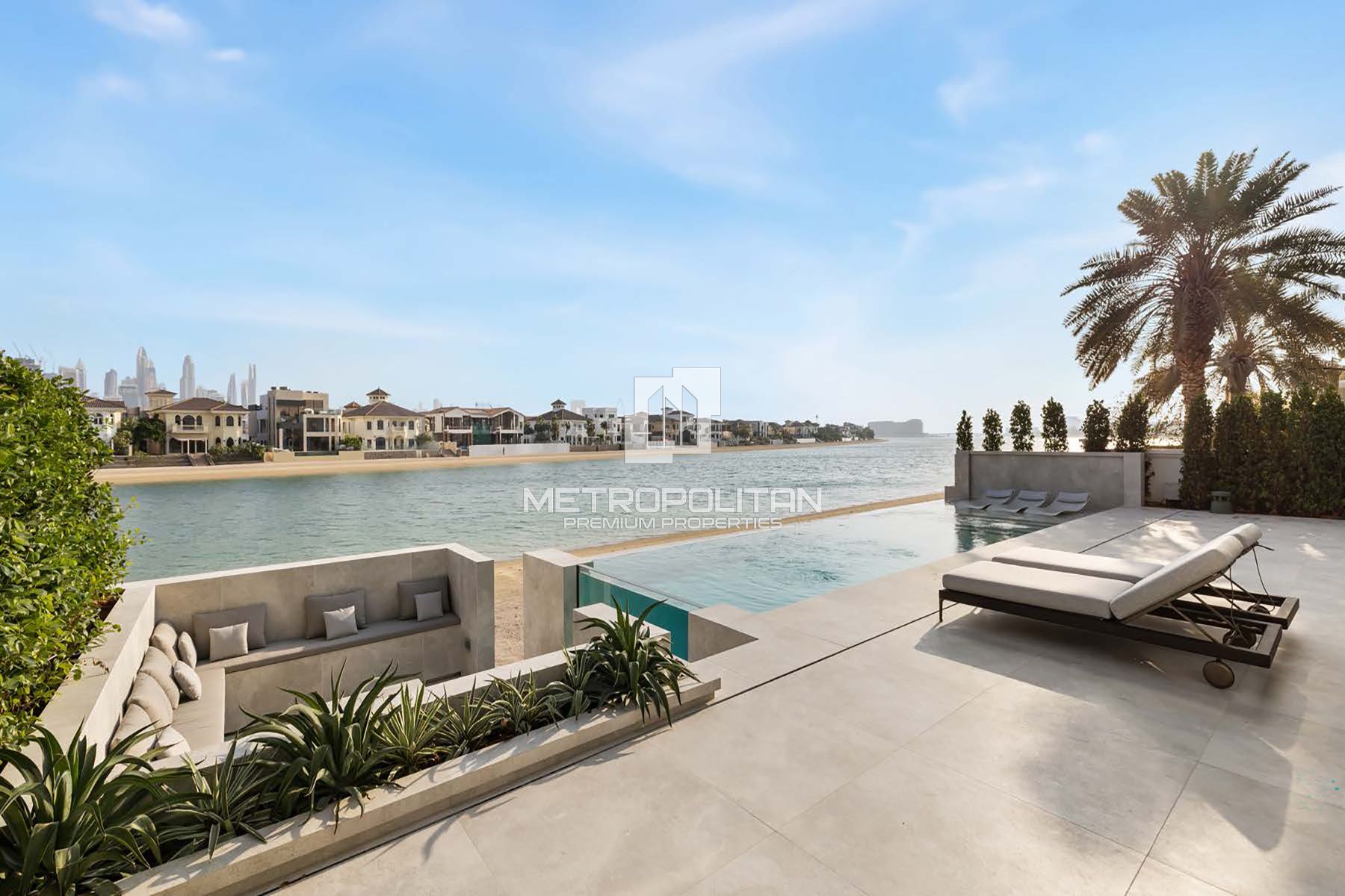 Turnkey Palm Jumeirah Villa With Private Beach