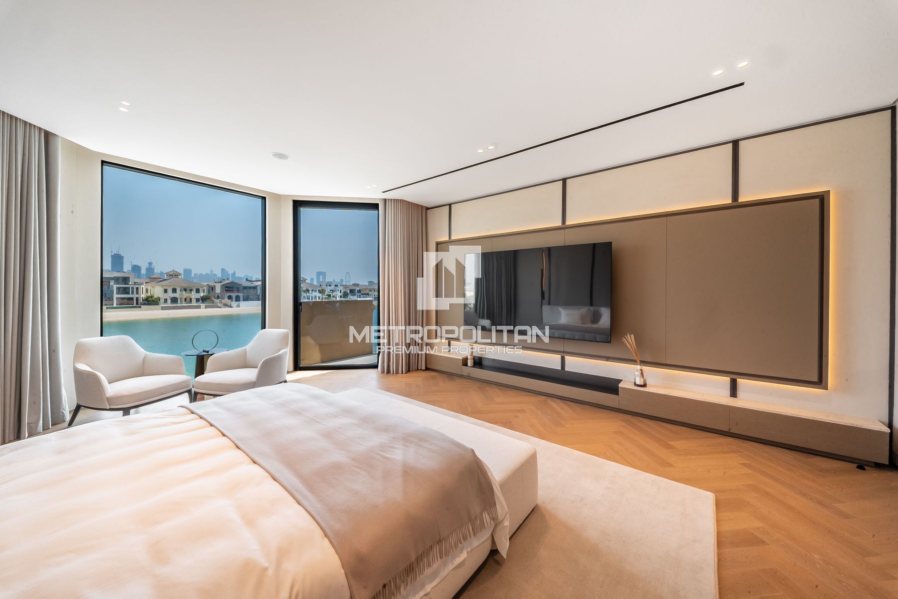 Turnkey Palm Jumeirah Villa With Private Beach