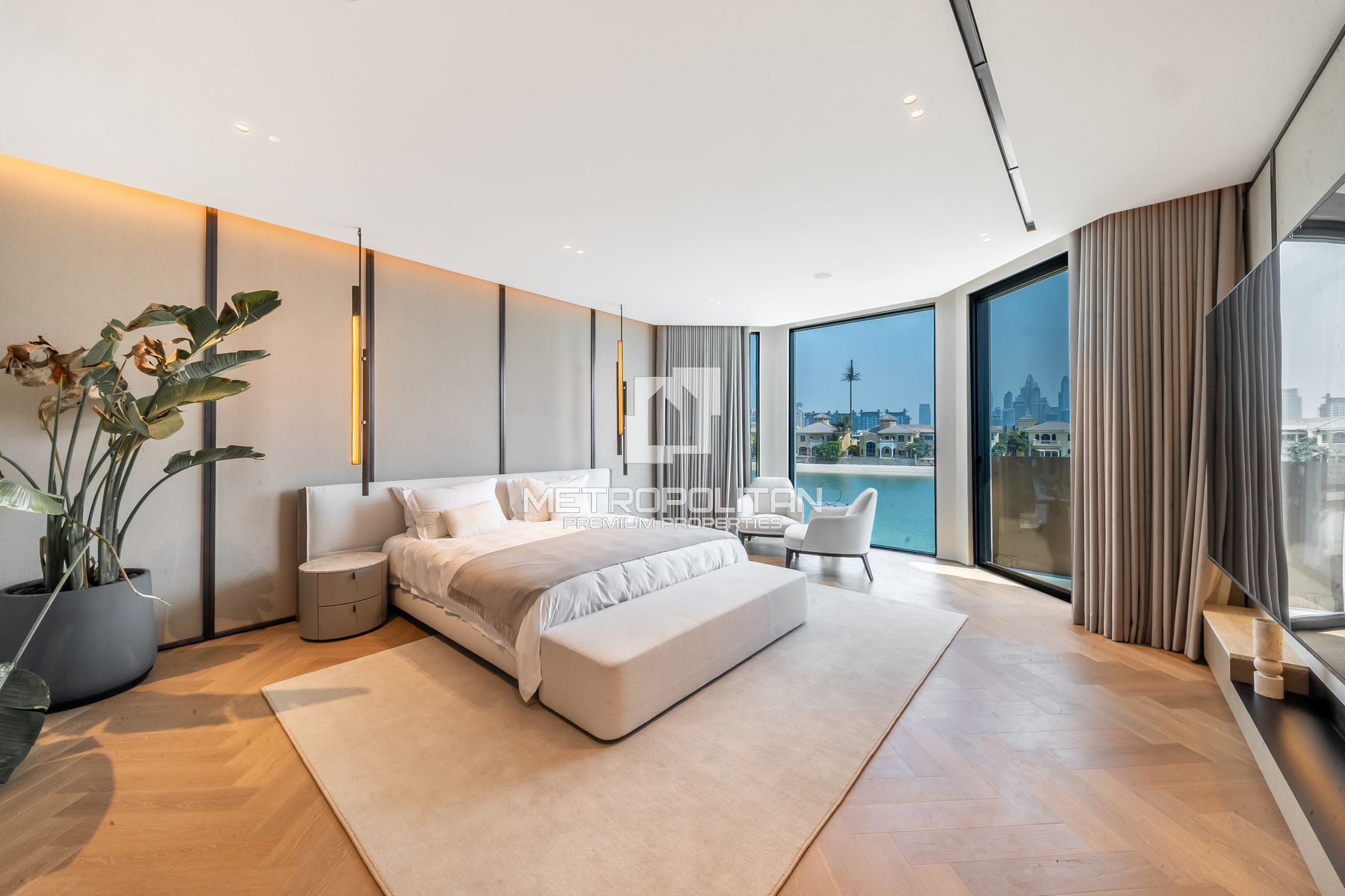 Turnkey Palm Jumeirah Villa With Private Beach
