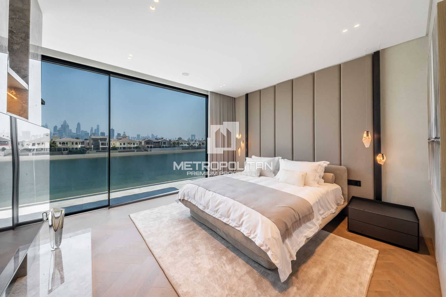 Turnkey Palm Jumeirah Villa With Private Beach