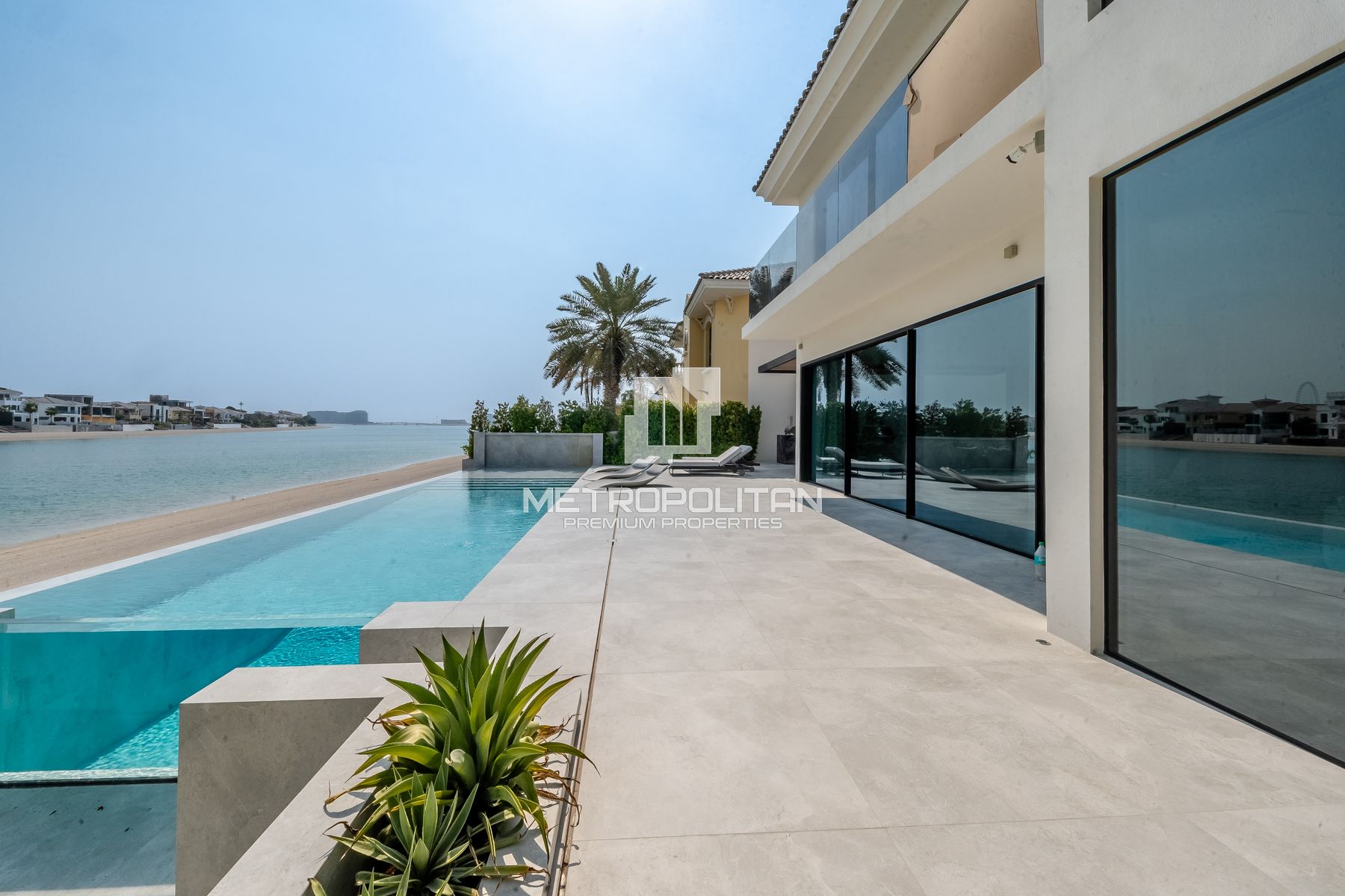 Turnkey Palm Jumeirah Villa With Private Beach
