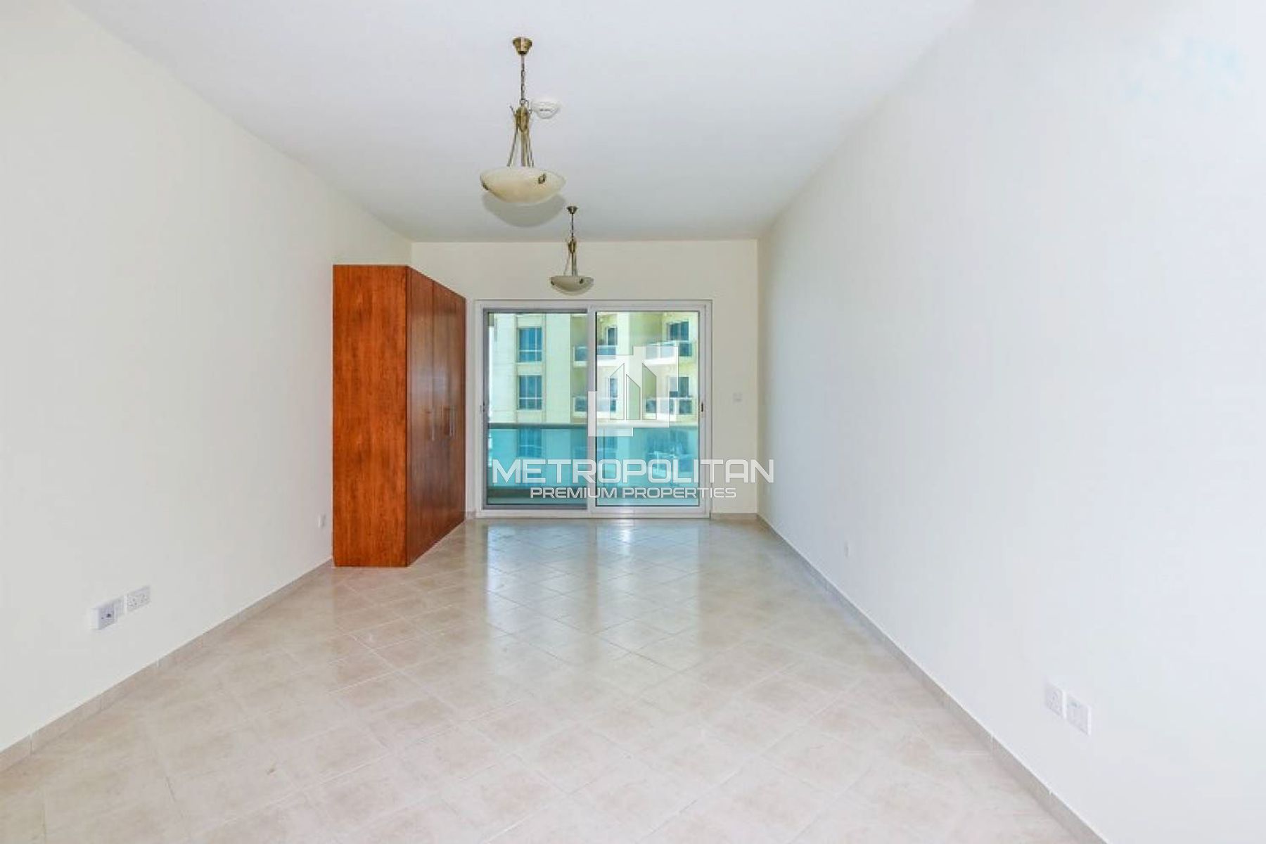 شقة للبيع في The Crescent Tower C، Dubai Production City (IMPZ) - MPS-51824