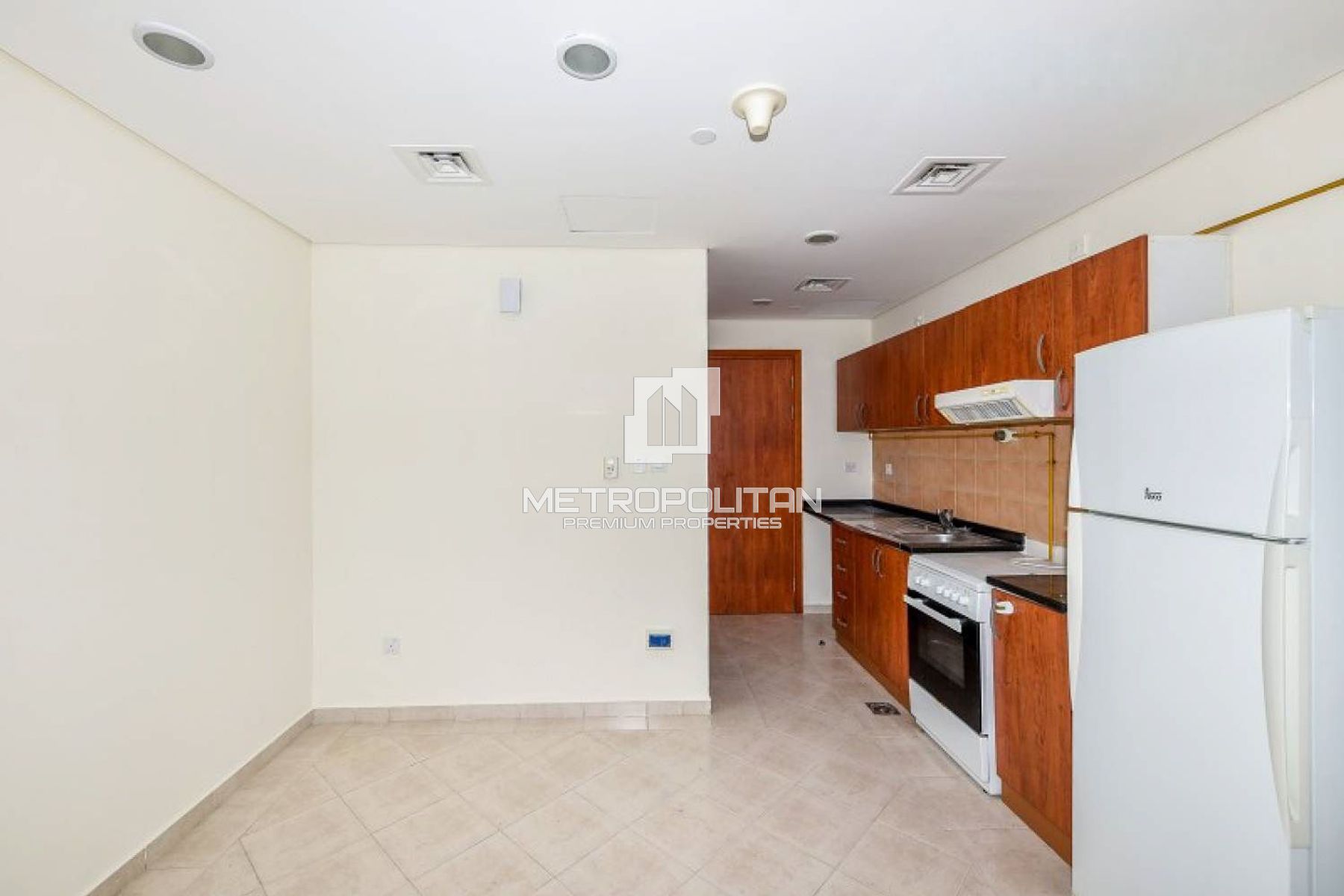 شقة للبيع في The Crescent Tower C، Dubai Production City (IMPZ) - MPS-51824