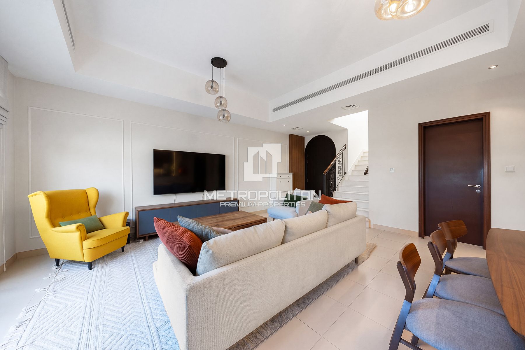 Exclusive | Single Row | Vastu Compliant