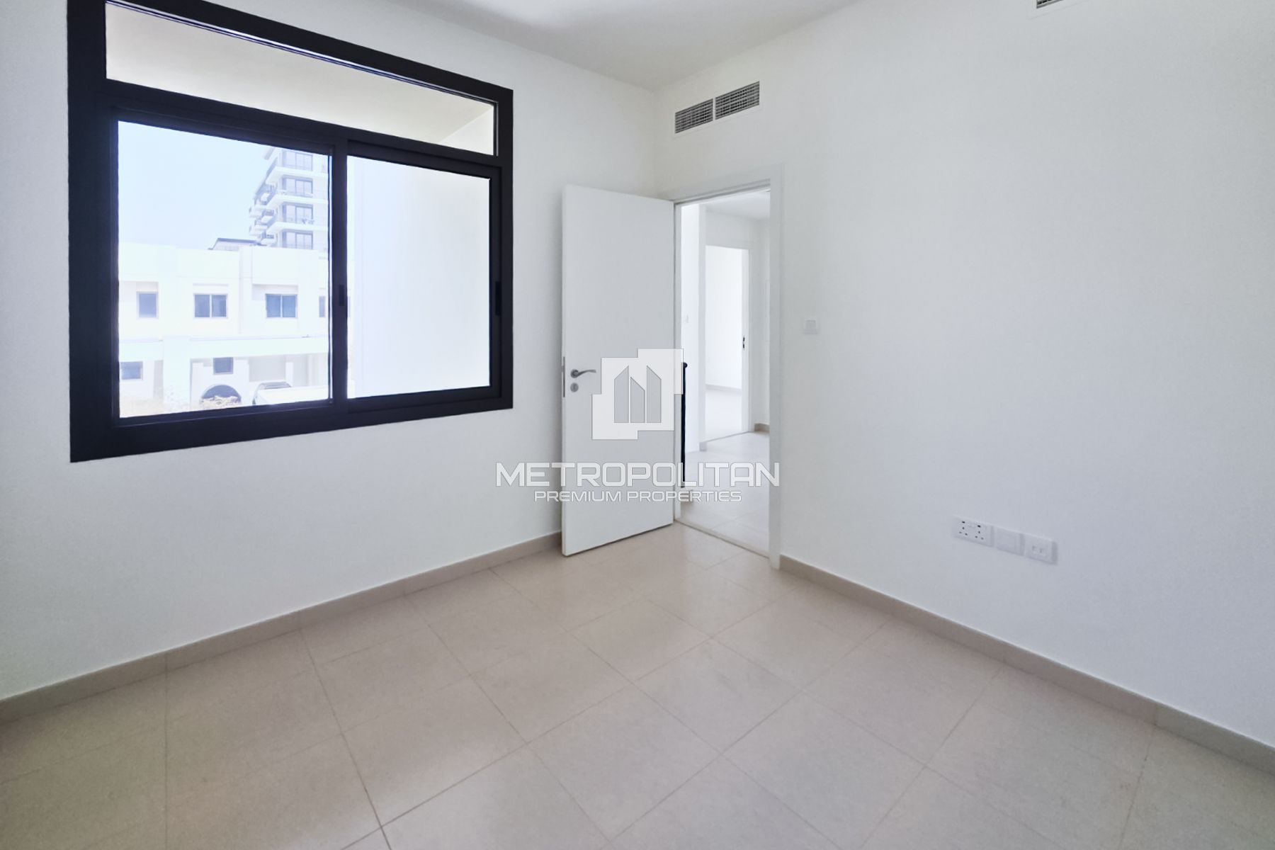 Single Row | Vacant | Type 1 | Ready To View