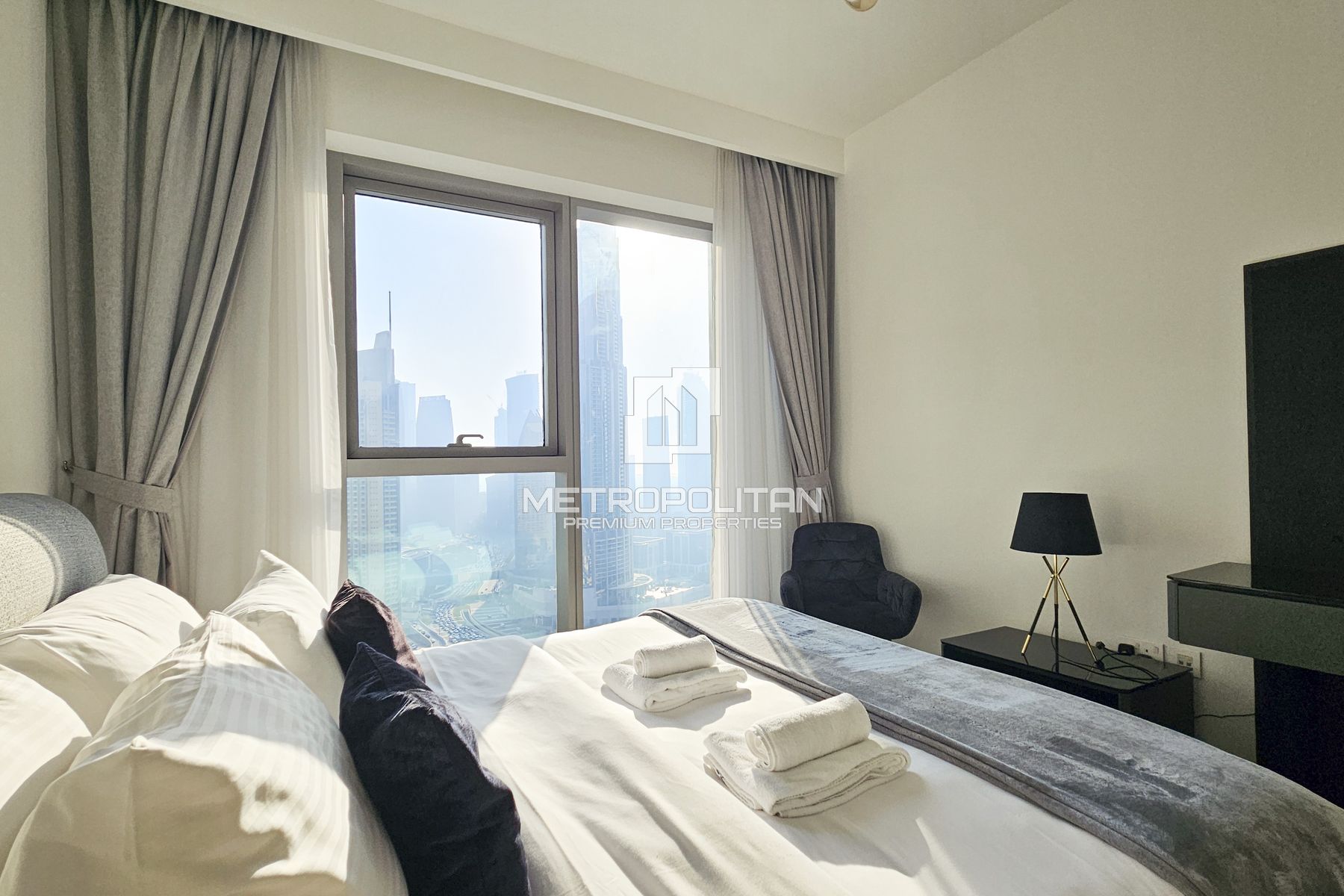 Burj Khalifa Views | High Floor | Key in Hand