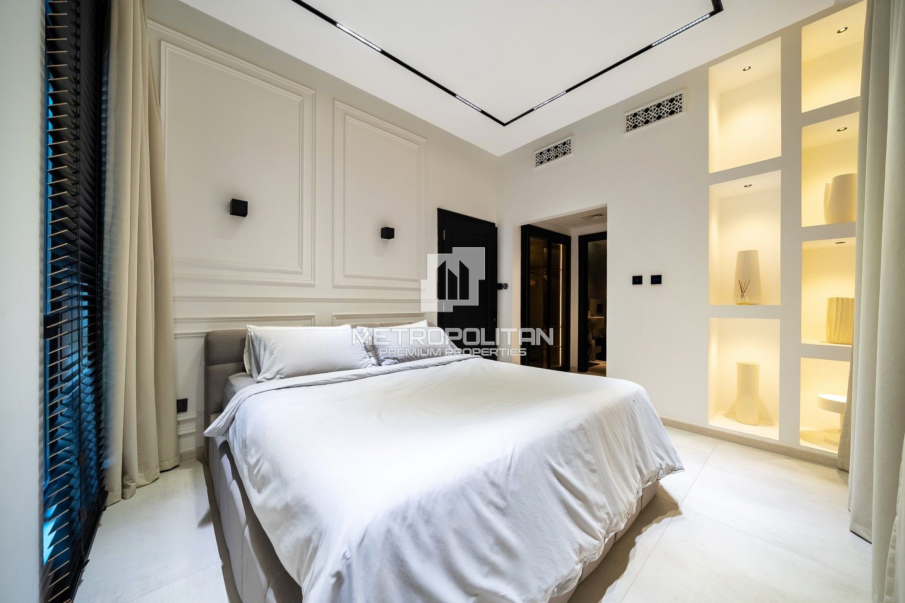 Office Room | Tastefully Upgraded | Private Garden