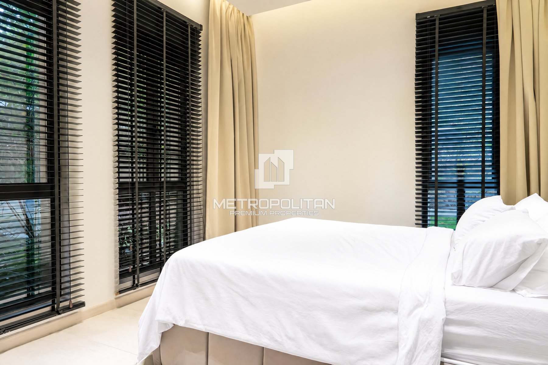 Office Room | Tastefully Upgraded | Private Garden
