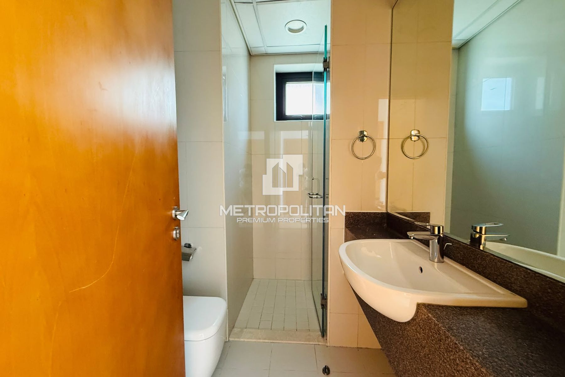 Urgent Deal| Motivated Seller| Vacant |Unfurnished