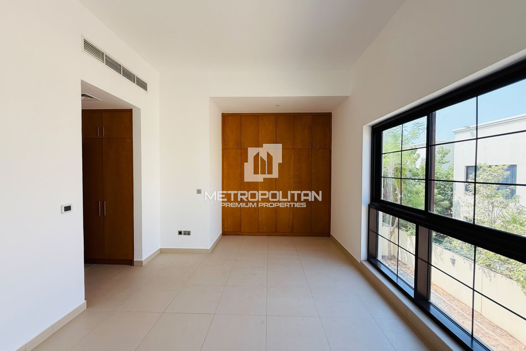 4BR Villa for Sale in Nad Al Sheba 3, Nad Al Sheba - MPS-51888