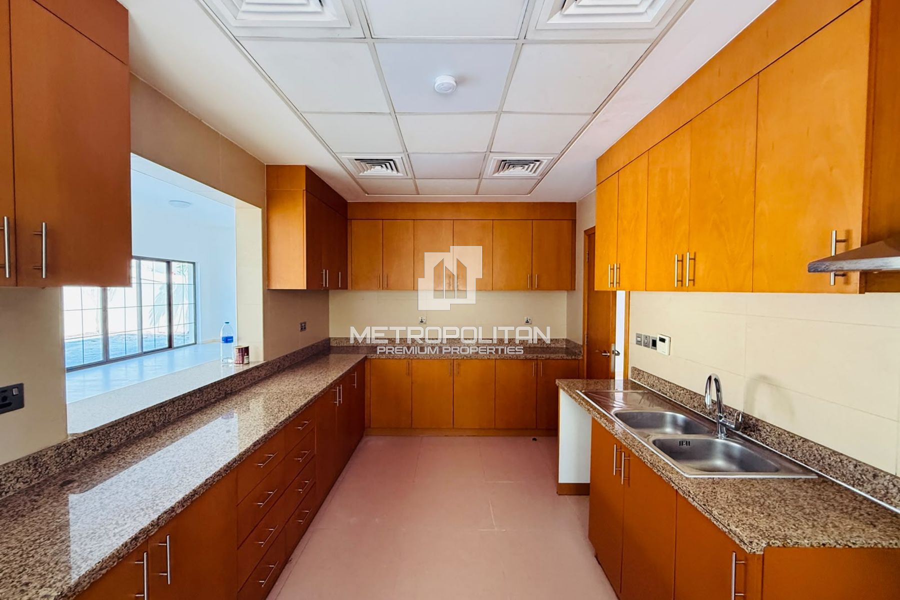 Urgent Deal| Motivated Seller| Vacant |Unfurnished