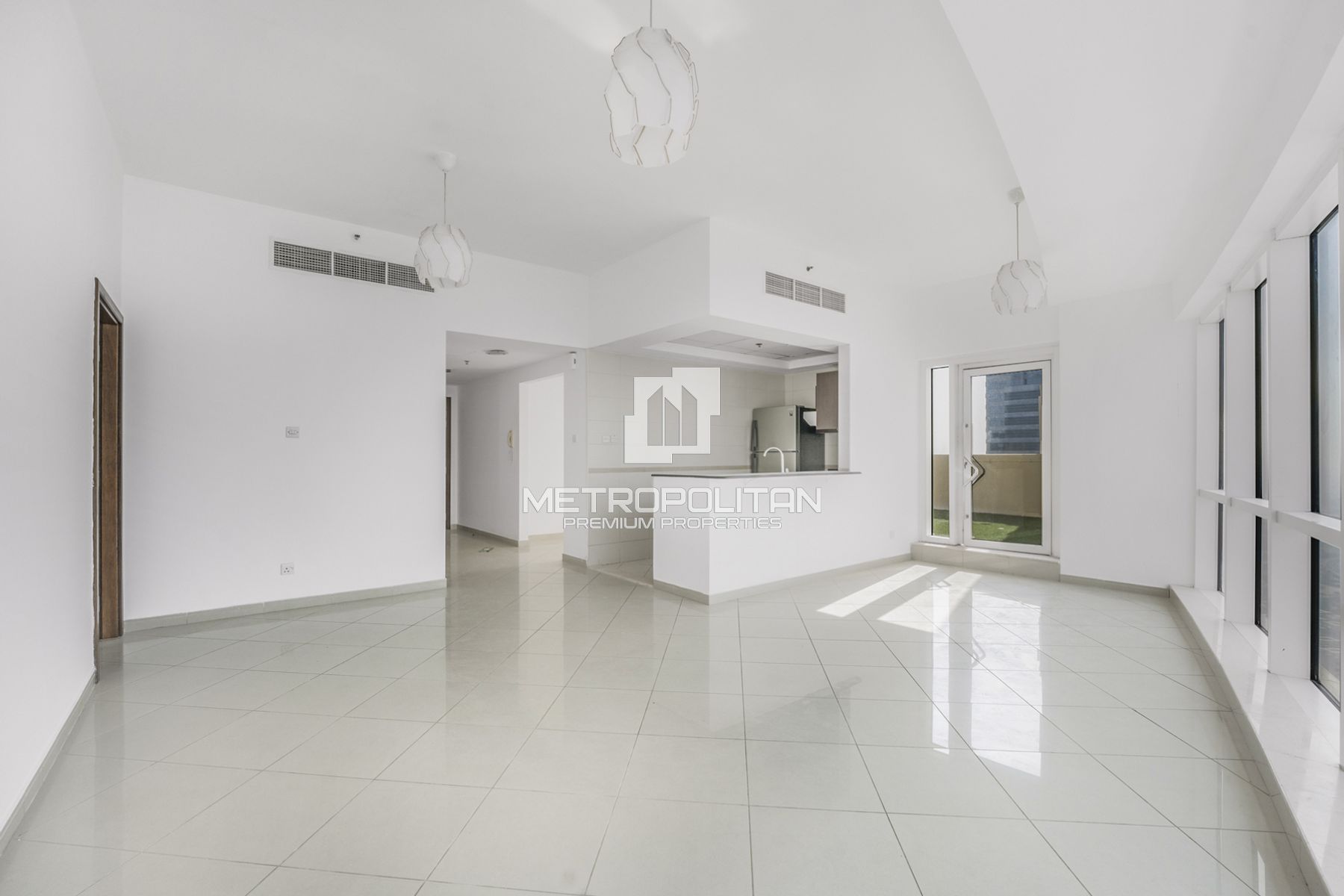 Fully upgraded 1BR | Vacant | Prime JLT Location