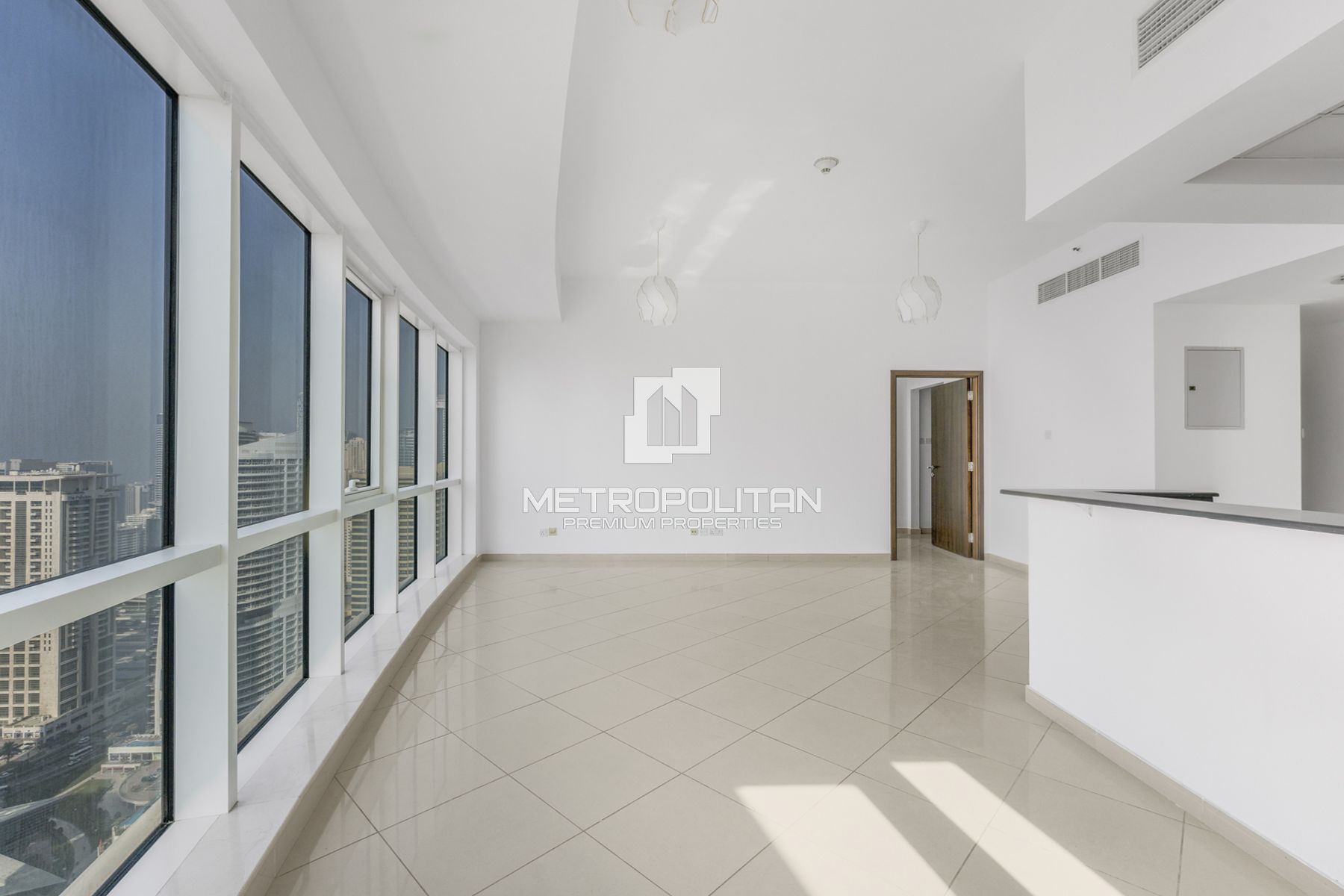 Fully upgraded 1BR | Vacant | Prime JLT Location