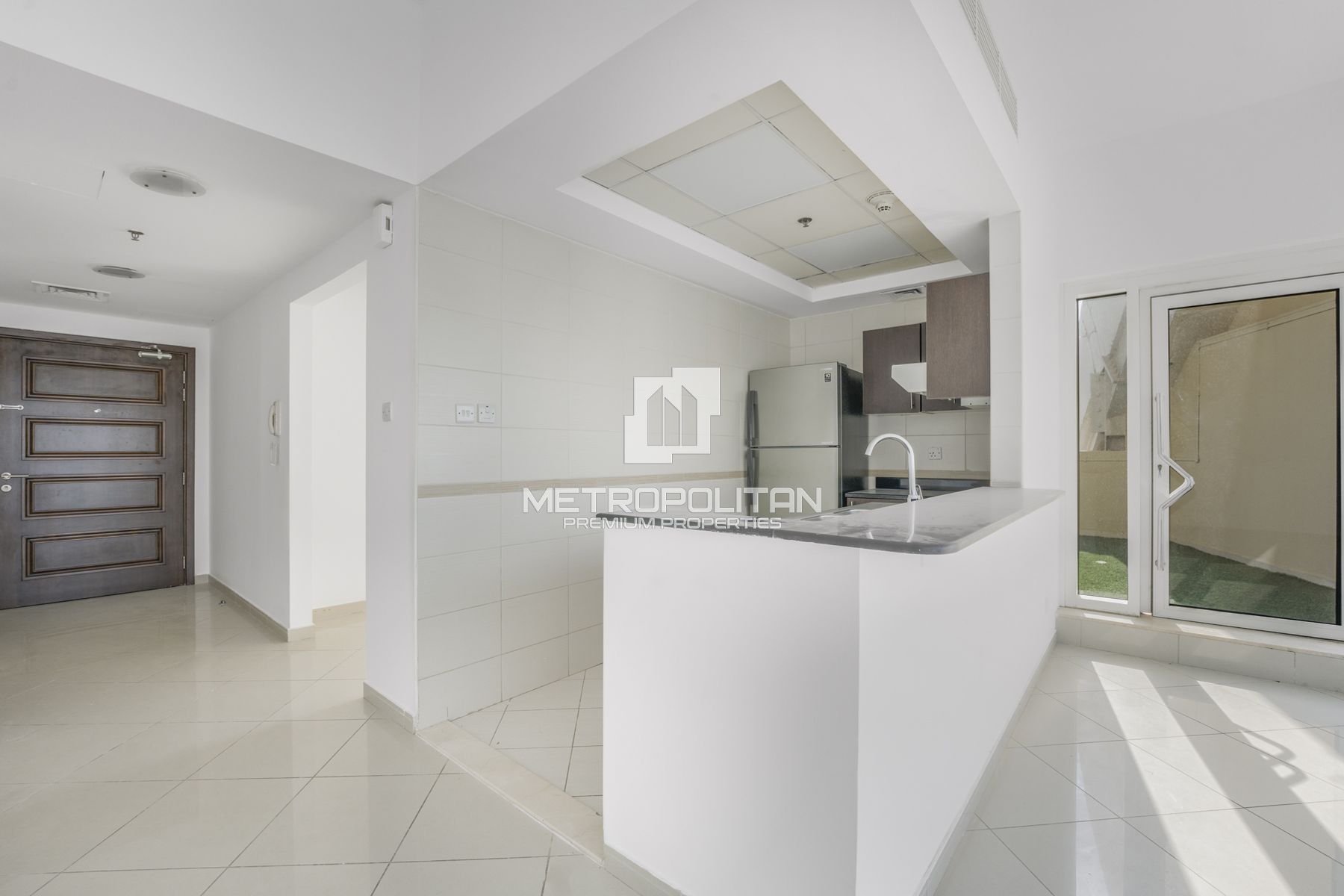 Fully upgraded 1BR | Vacant | Prime JLT Location