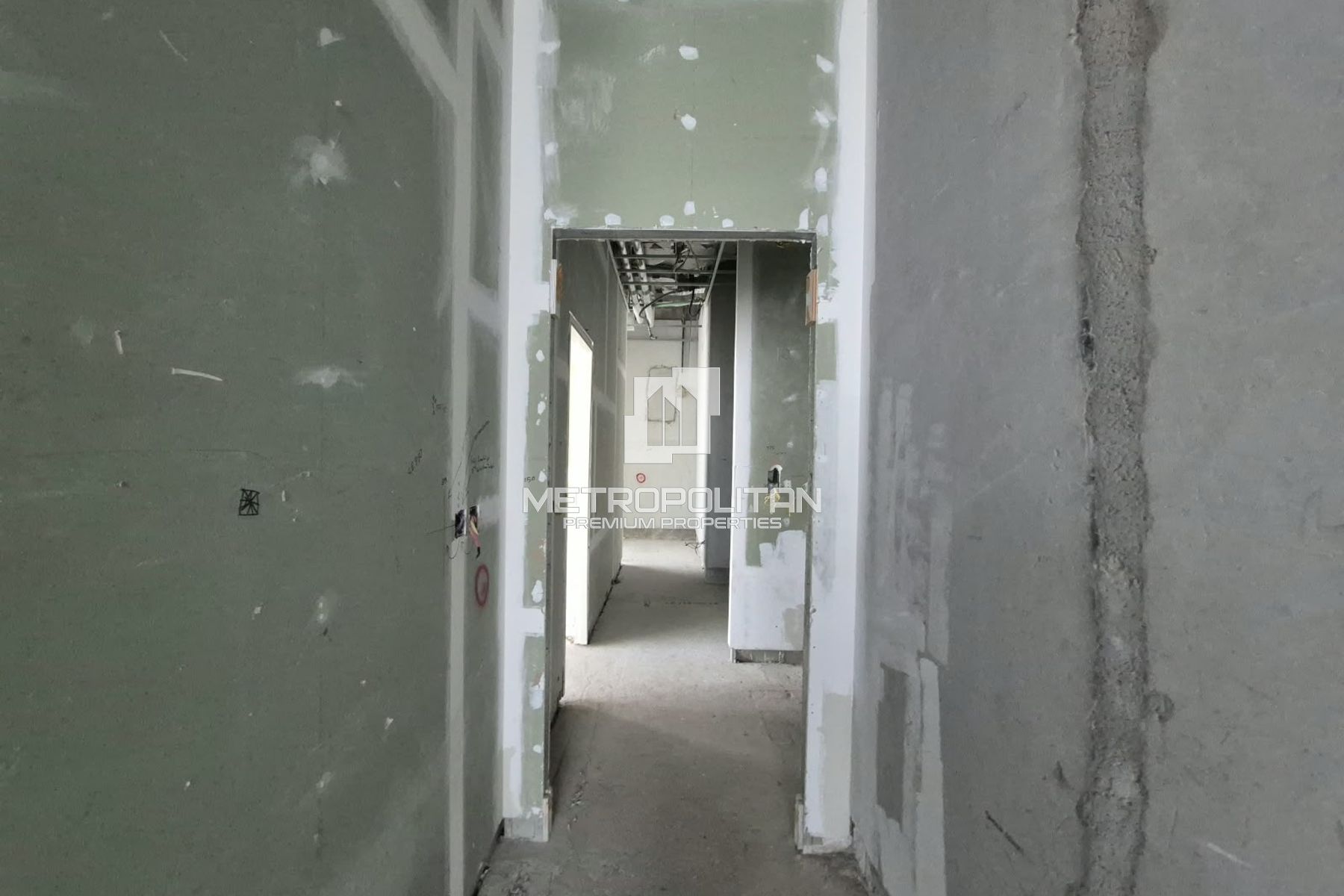 Full-Floor Residential | Shell & Core | High Floor