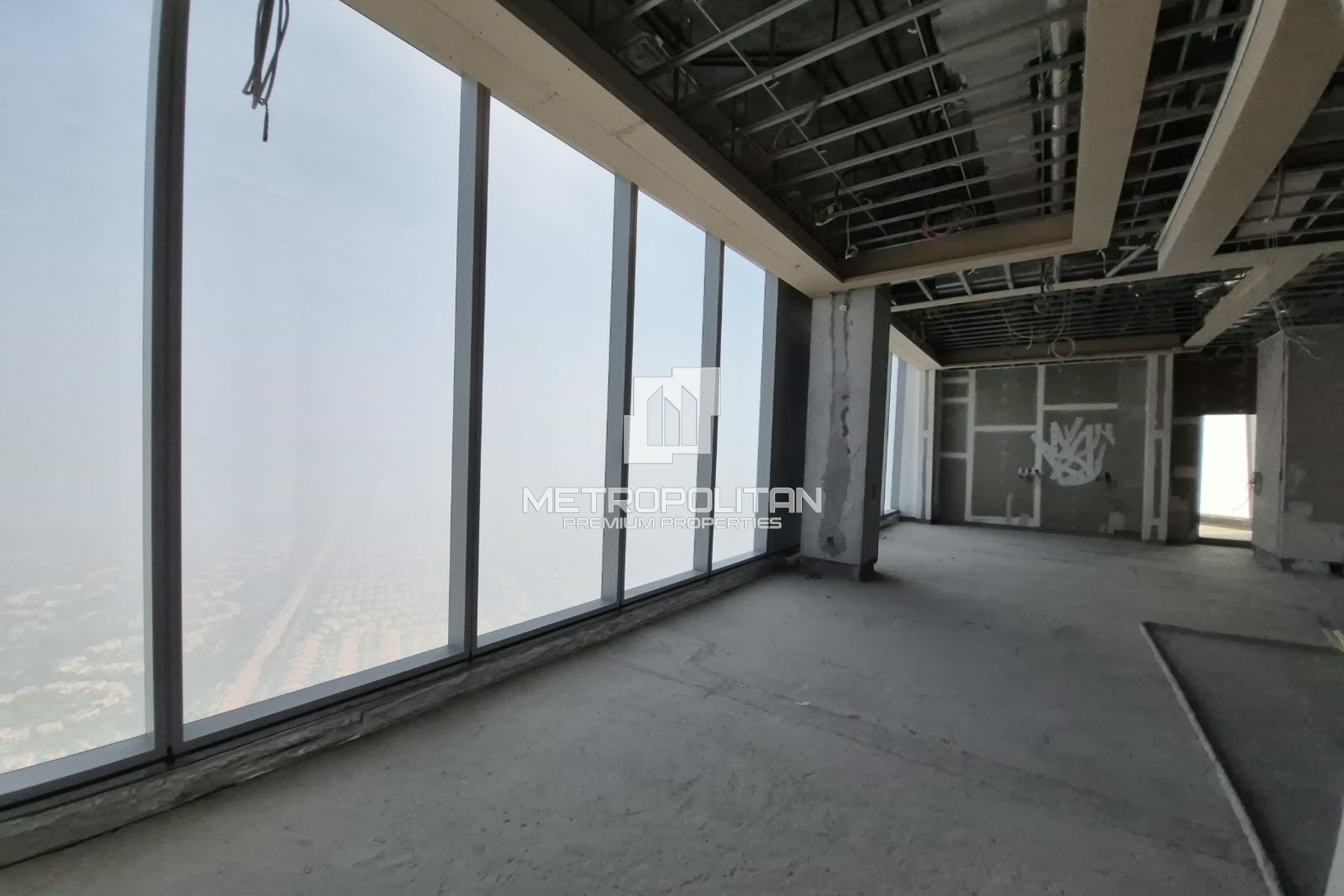6BR Penthouse for Sale in Uptown Tower, Jumeirah Lake Towers - MPS-51927
