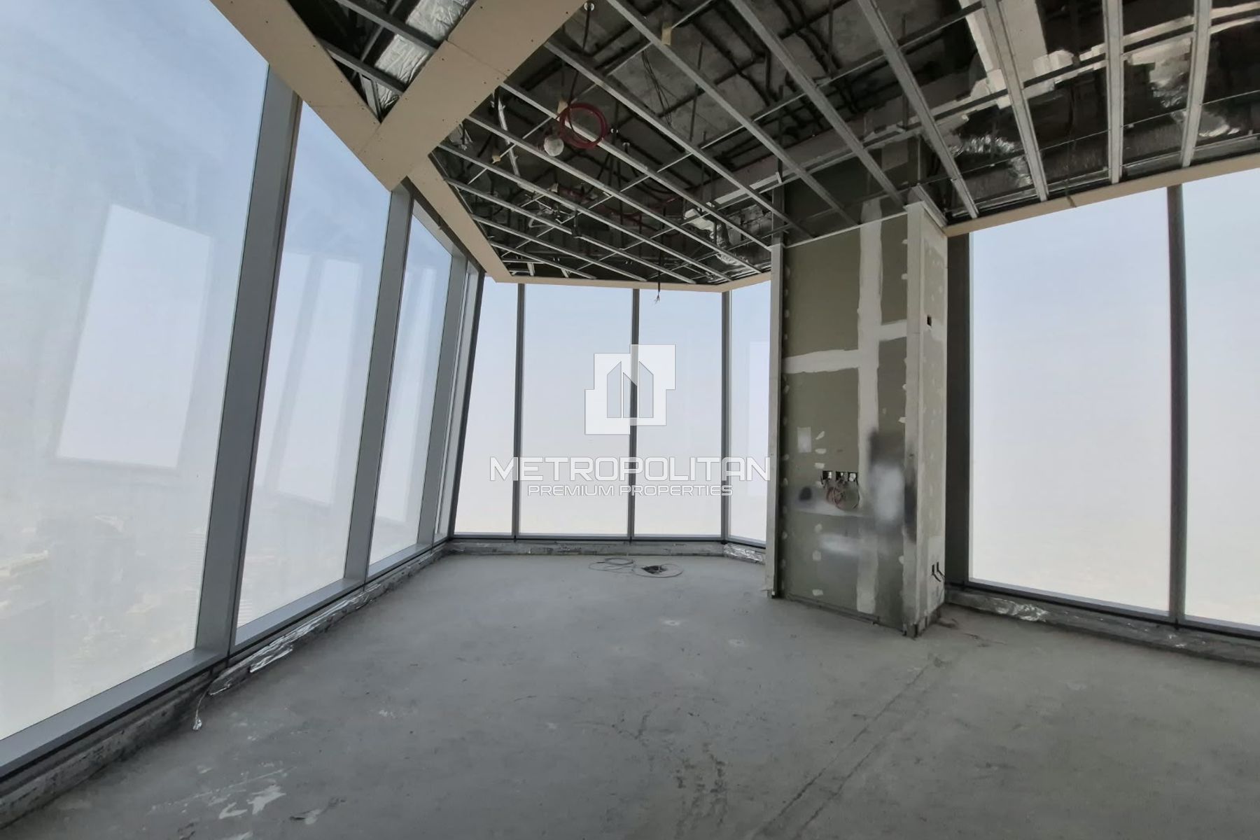 6BR Penthouse for Sale in Uptown Tower, Jumeirah Lake Towers - MPS-51927