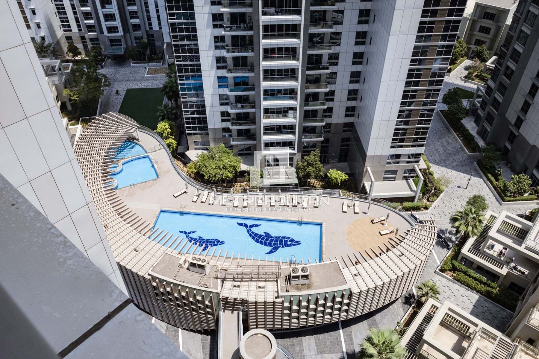VASTU HOME | BRIGHT & AIRY | POOL VIEW | VACANT