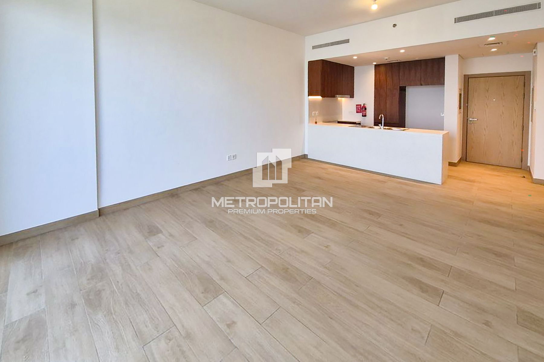 2BR Apartment for Sale in La Rive Building 4, Jumeirah - MPS-51963