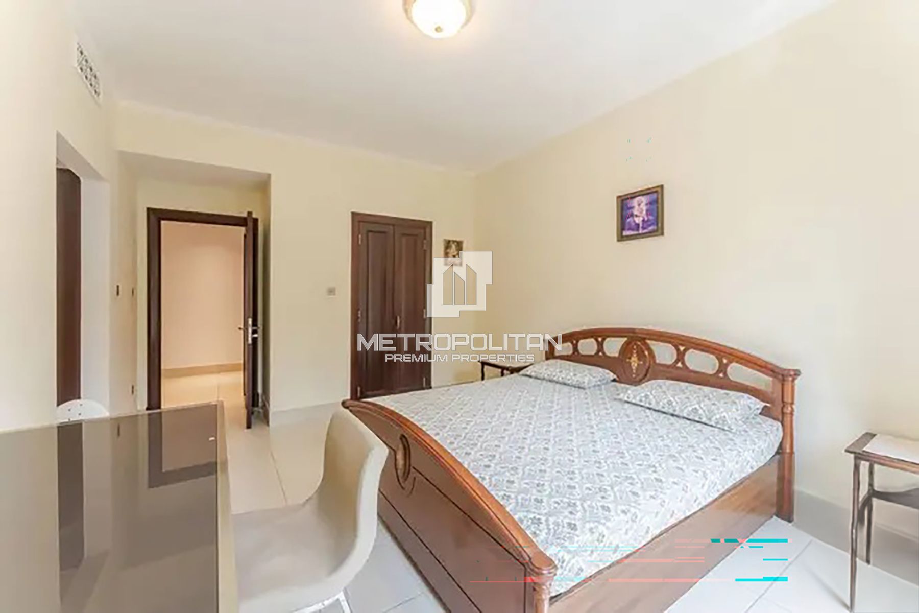 Study Room | Spacious Living | Greenery Views