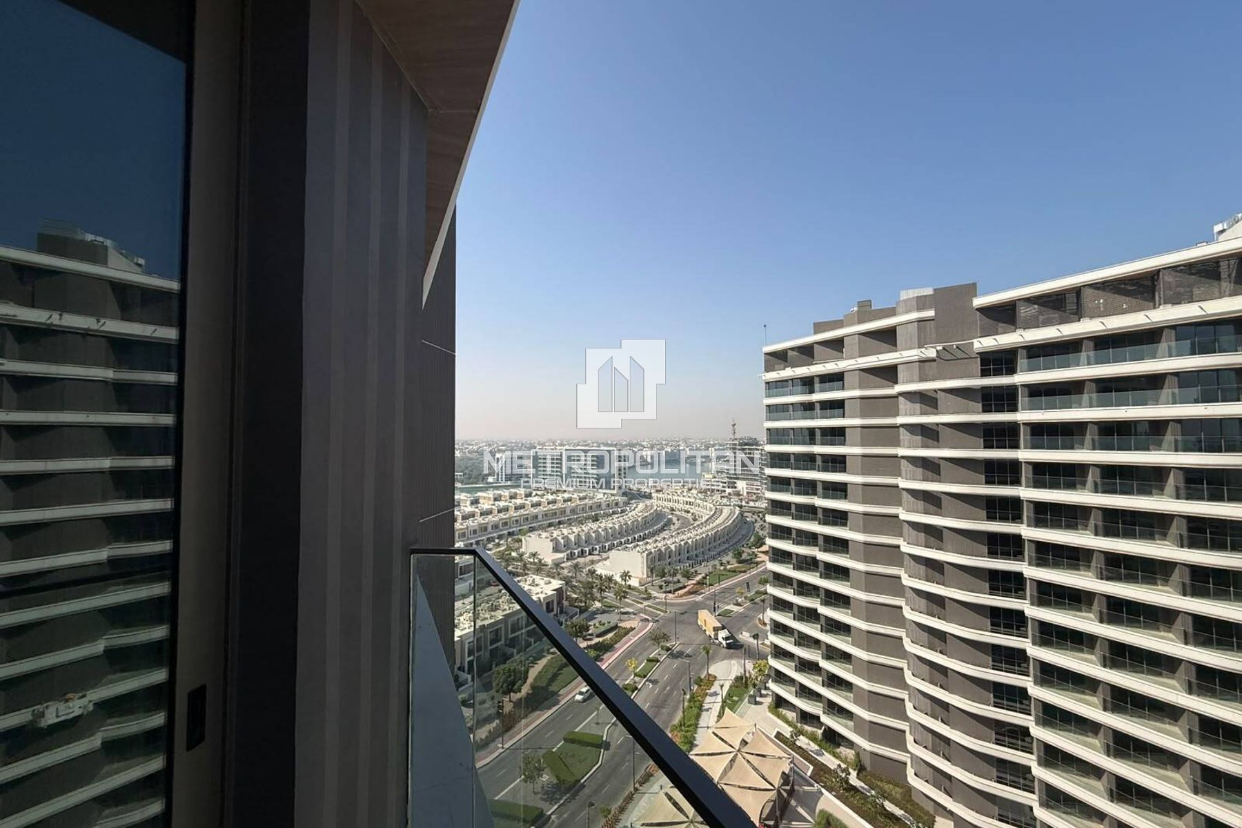 High Floor Studio | Best Unit | Prime Location