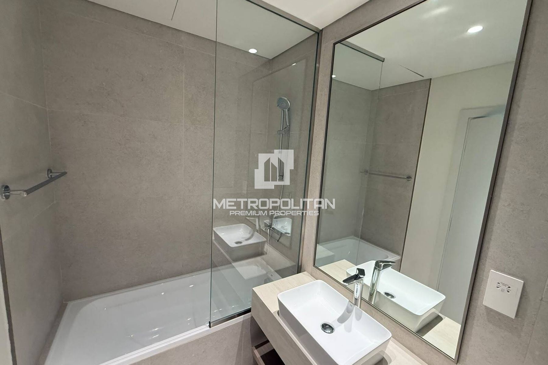 High Floor Studio | Best Unit | Prime Location