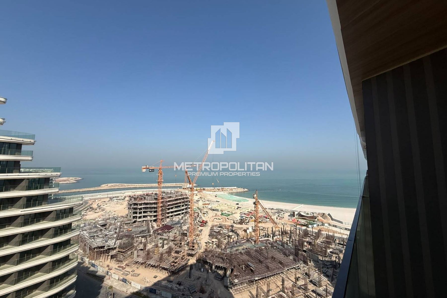 High Floor Studio | Best Unit | Prime Location