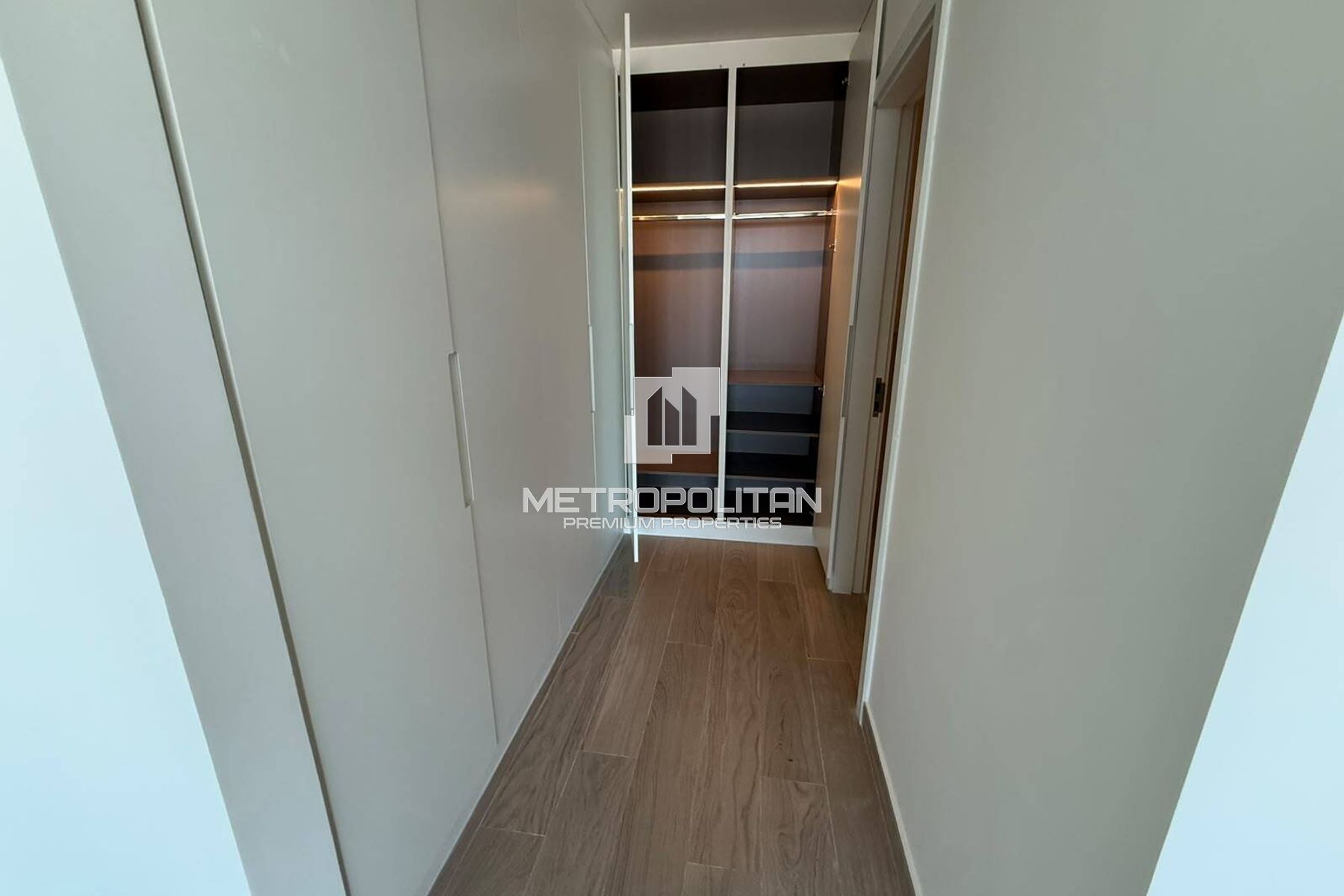 Elegant 2BR | Sea View | Book and View It Today
