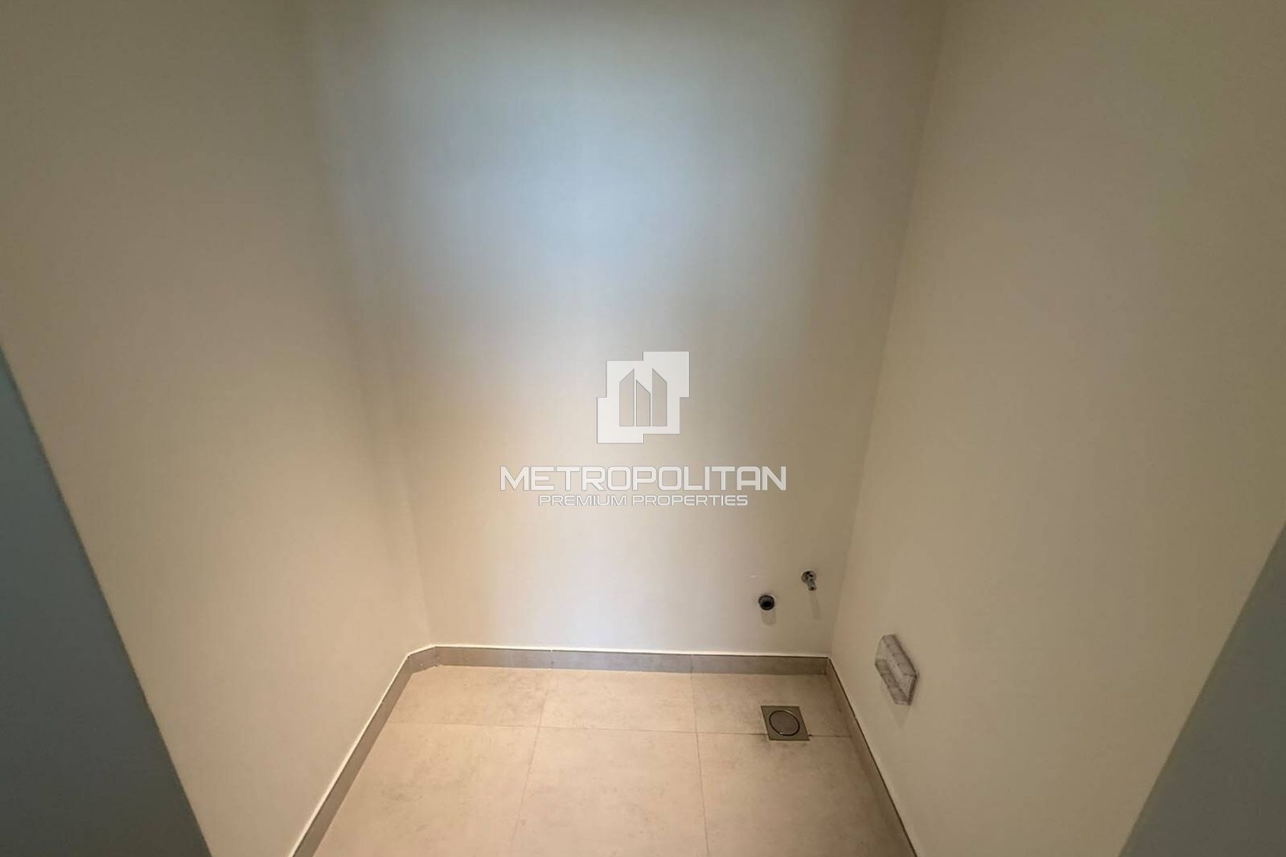Elegant 2BR | Sea View | Book and View It Today