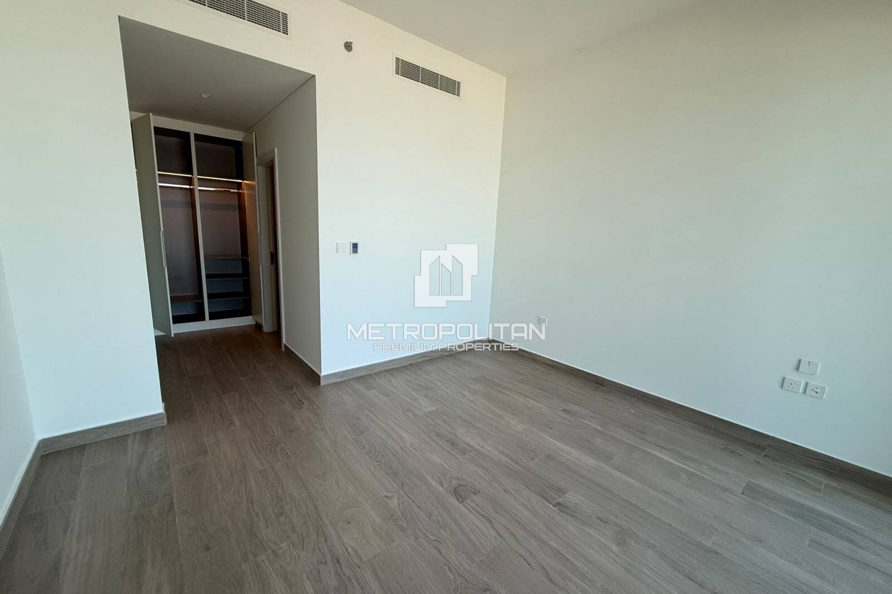 Elegant 2BR | Sea View | Book and View It Today
