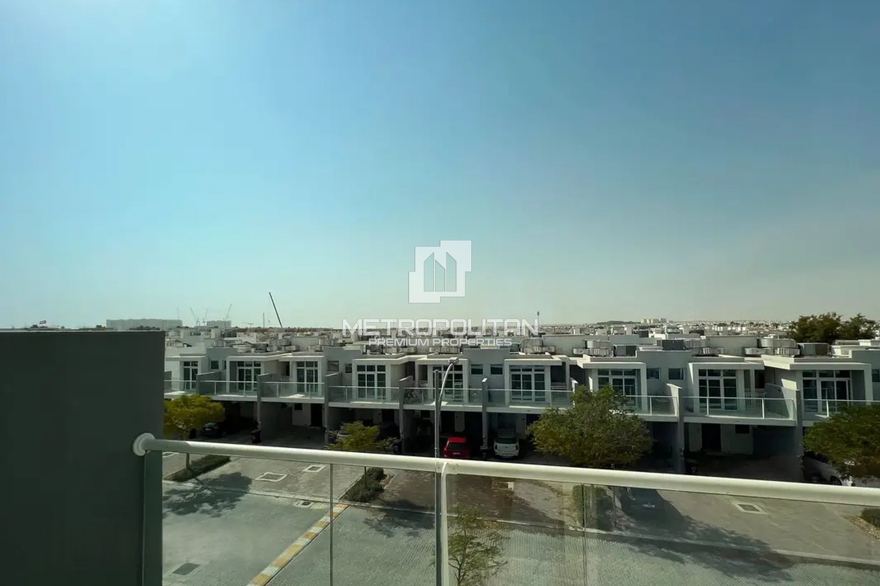Vacant On Transfer | Single Row | Corner Unit