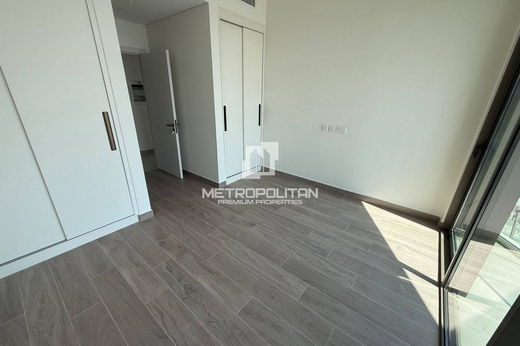 High Floor 1BR | Beach View | Open Community Views