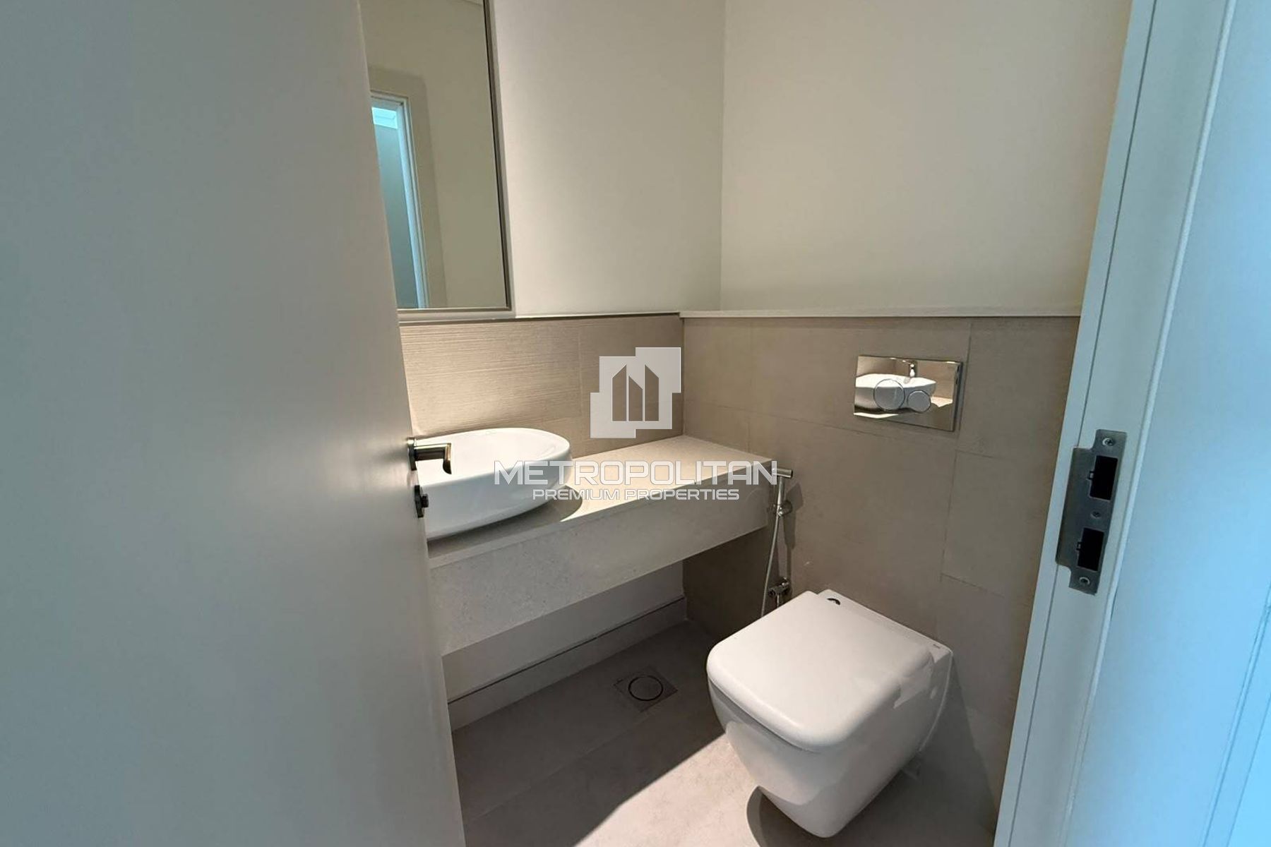 High Floor 1BR | Beach View | Open Community Views