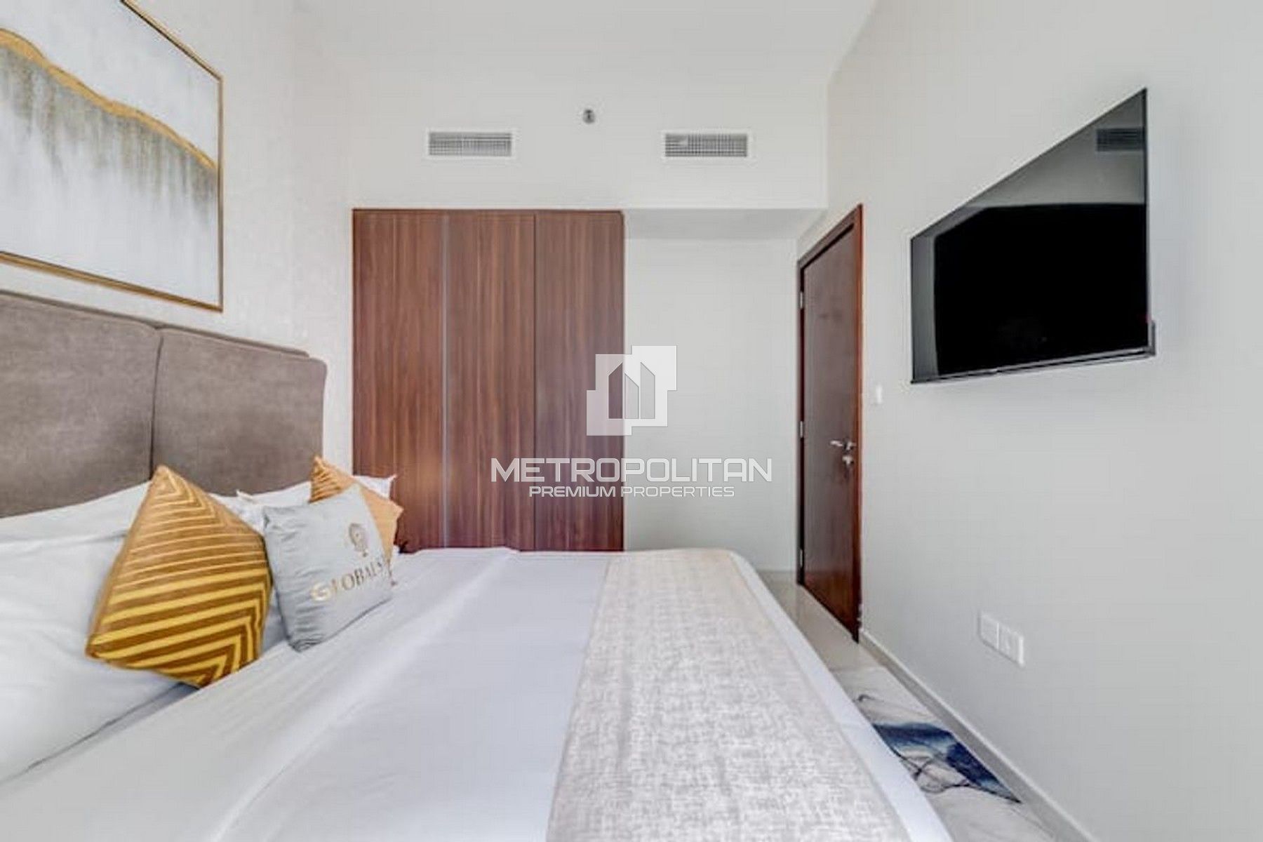 1BR Apartment for Sale in Vera Residences, Business Bay - MPS-52124