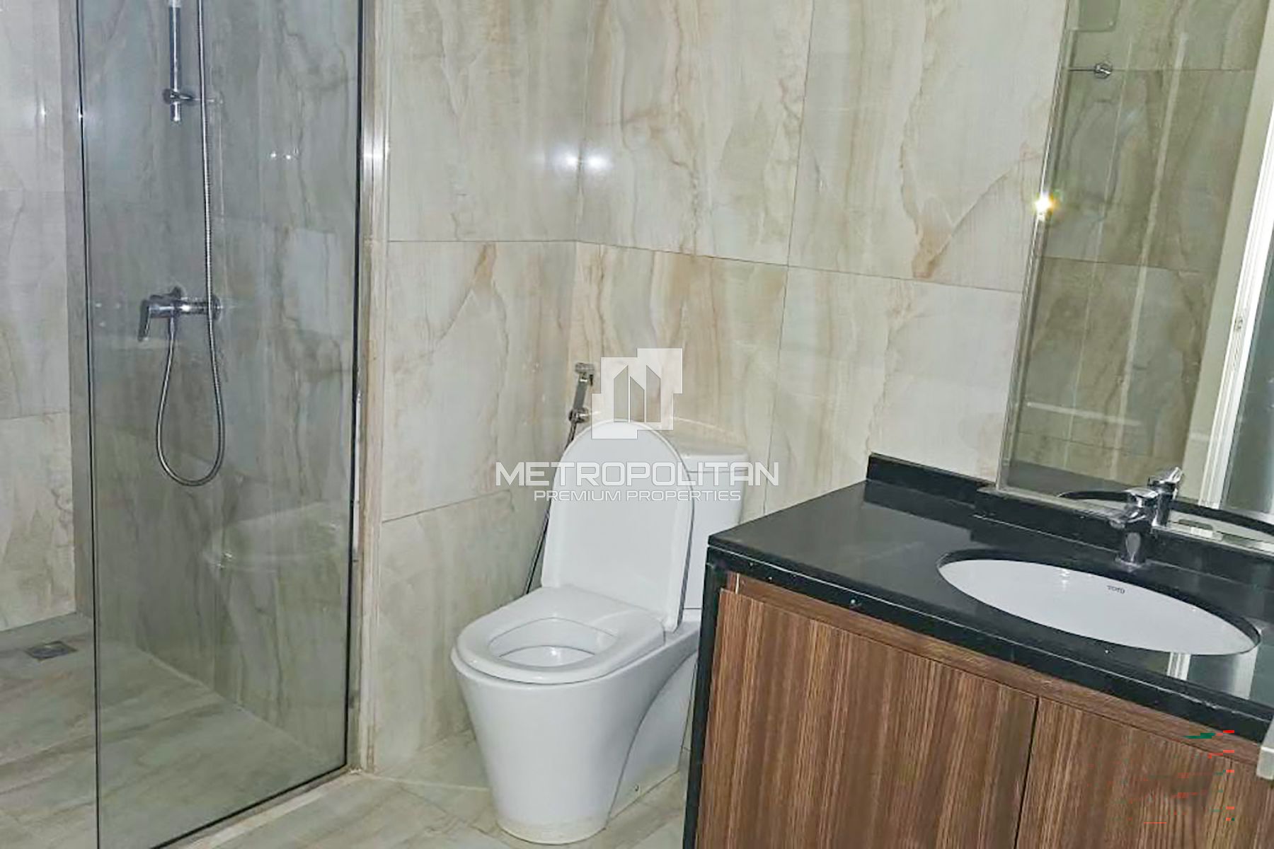Townhouse-Style Duplex | Vacant | Zero Commission