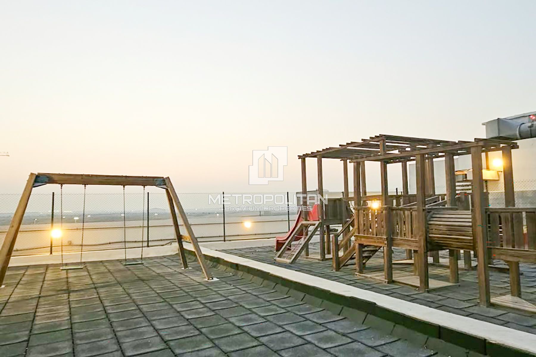 Townhouse-Style Duplex | Vacant | Zero Commission