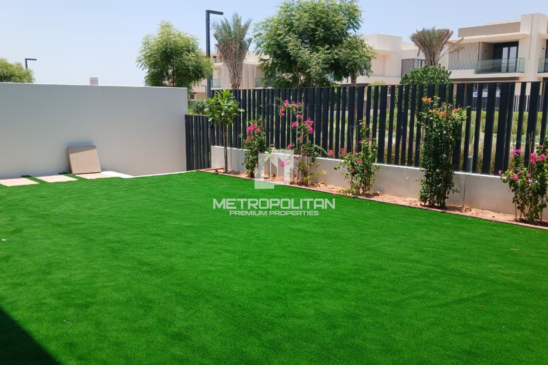4BR Corner Unit | Next to Clubhouse | B1 Facade