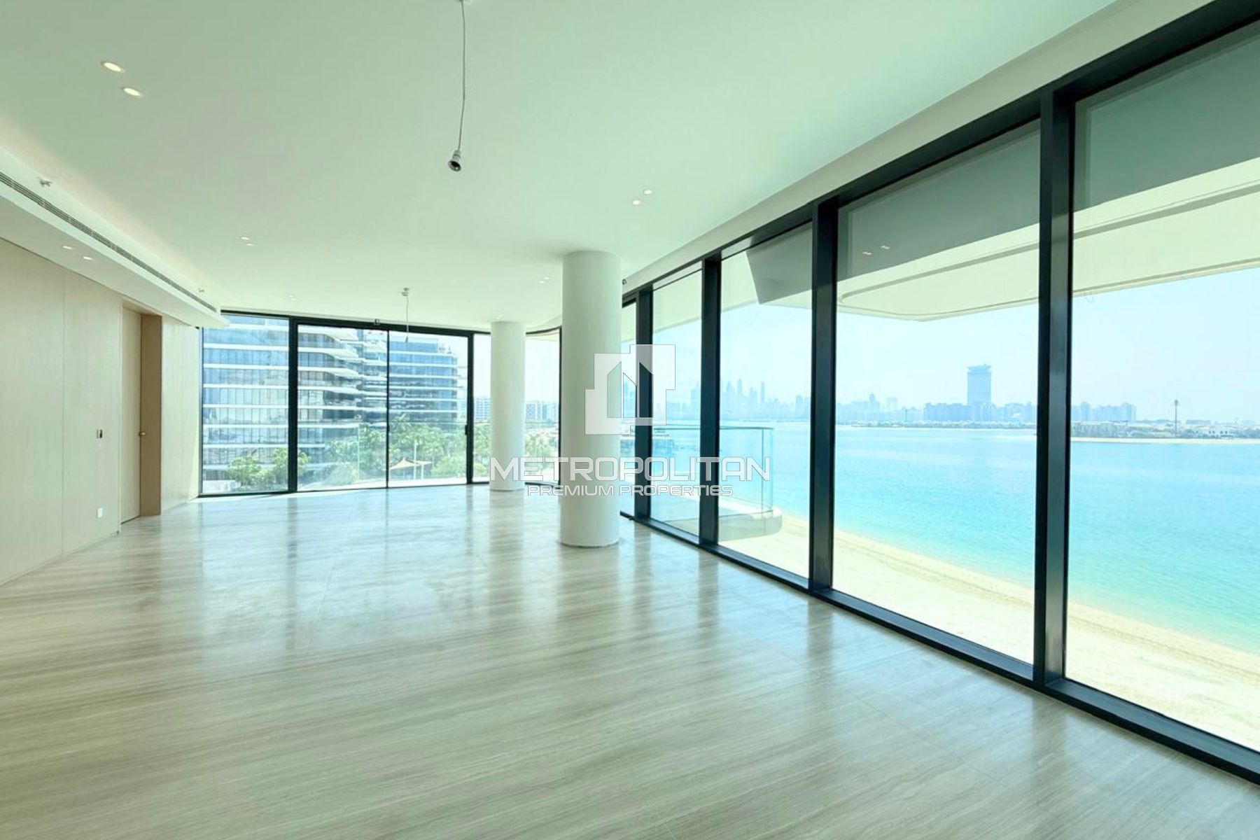 Corner Unit | Palm & Atlantis Views | Big Layout