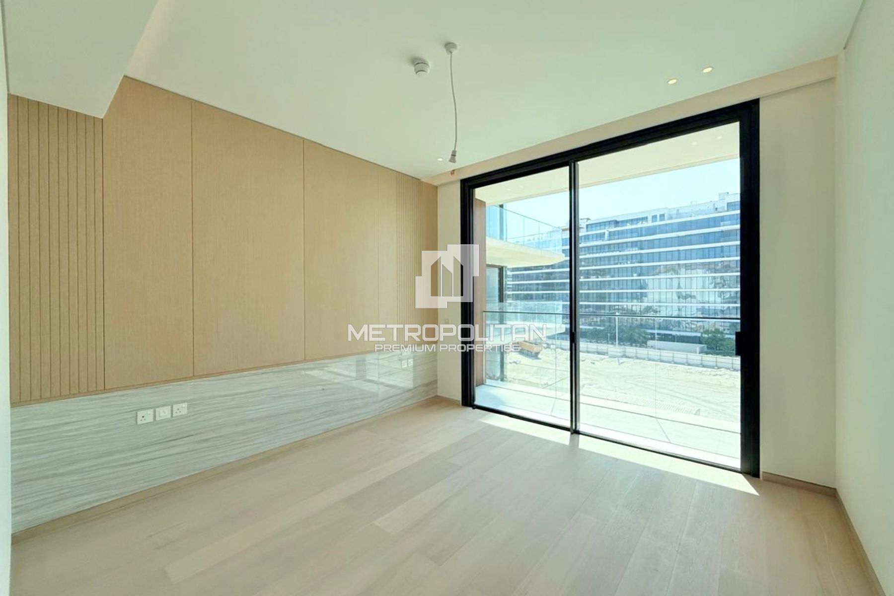 Corner Unit | Palm & Atlantis Views | Big Layout