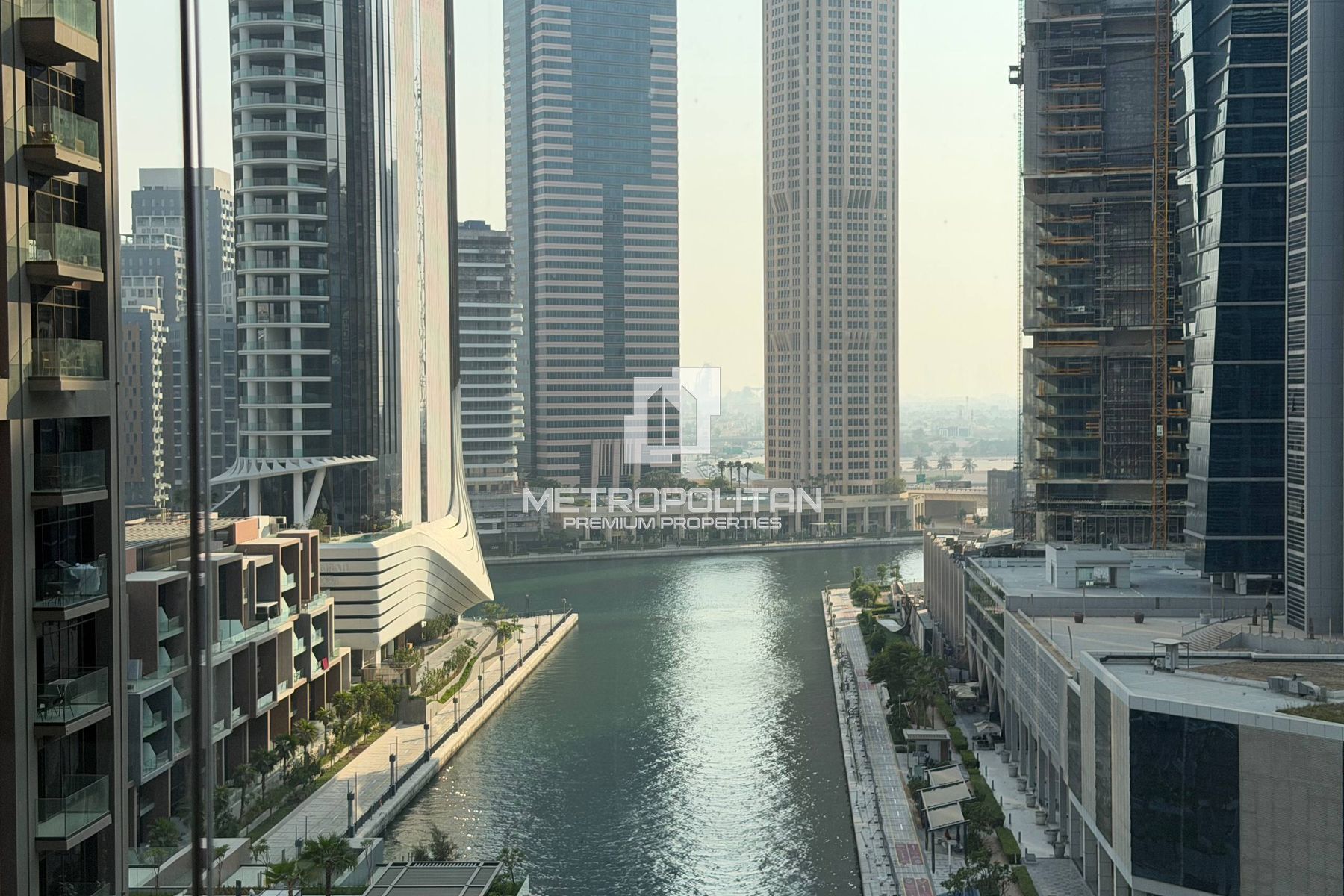 Studio Apartment for Sale in Peninsula Two, Business Bay - MPS-52194