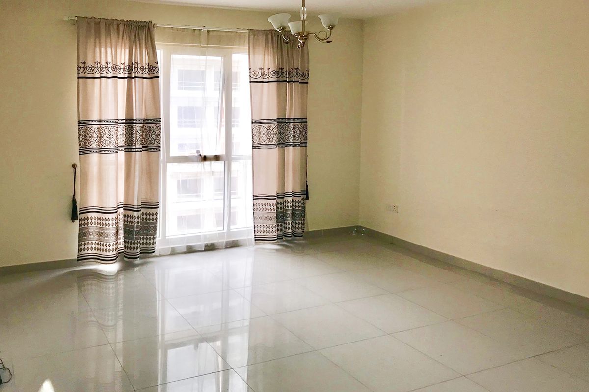 Ready to Move | Larger Layout | Walk to Mall