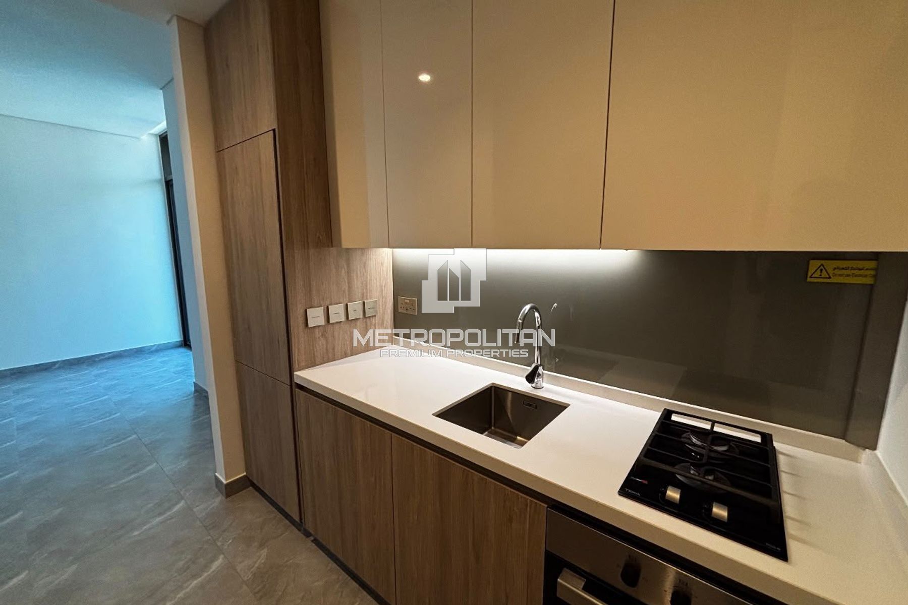 Studio Apartment for Sale in Peninsula Two, Business Bay - MPS-52224