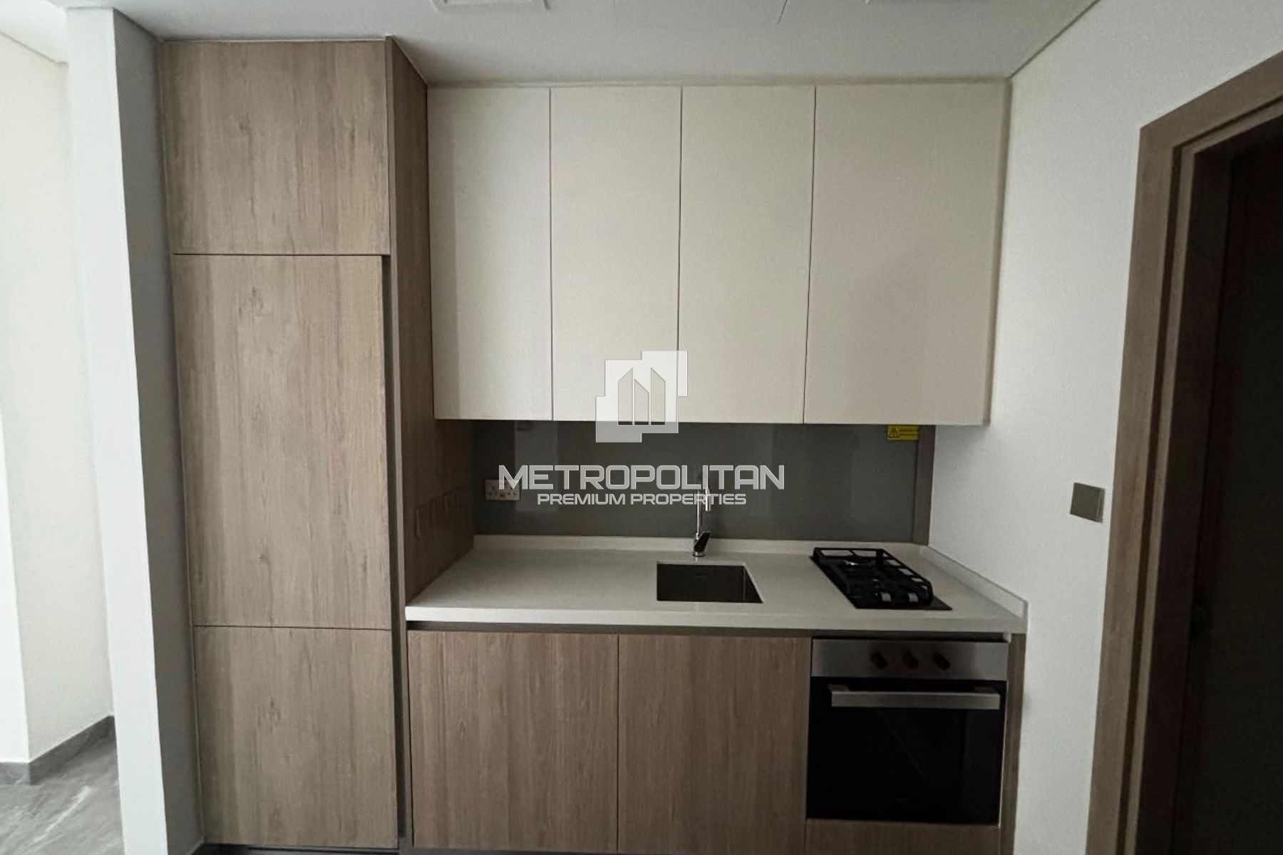 Studio Apartment for Sale in Peninsula Two, Business Bay - MPS-52224