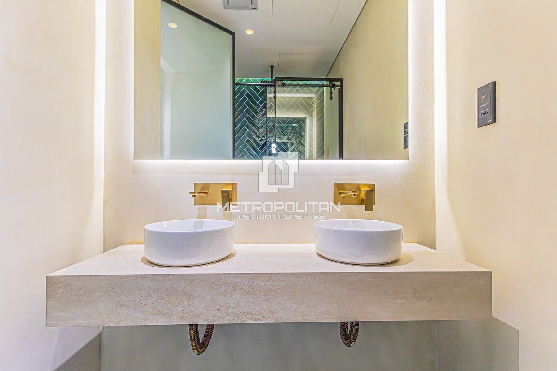 Fully Upgraded | Kitchen Appliances Included