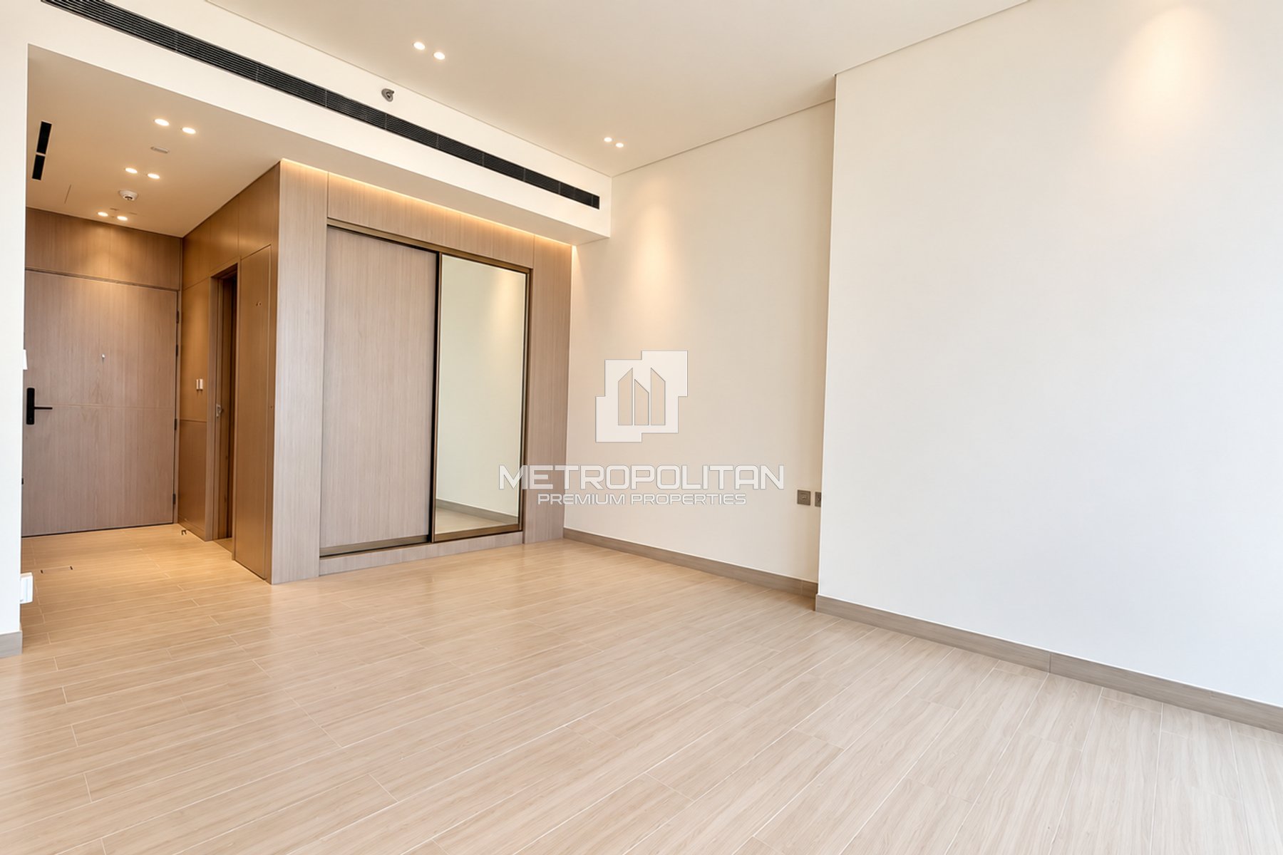 Studio Apartment for Sale in Binghatti Apex, Jumeirah Village Circle - MPS-52240