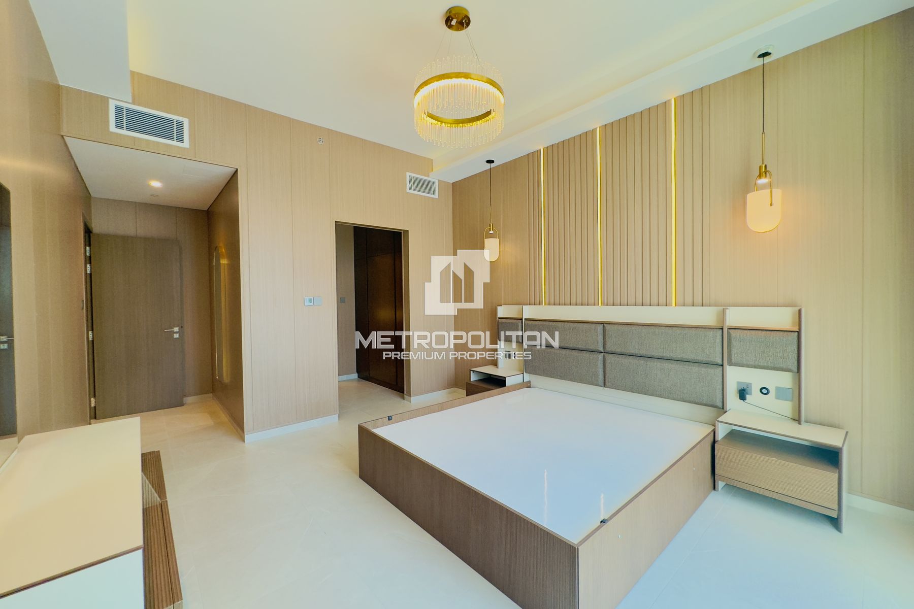 Fully Upgraded & Furnished | Vacant | Low Floor