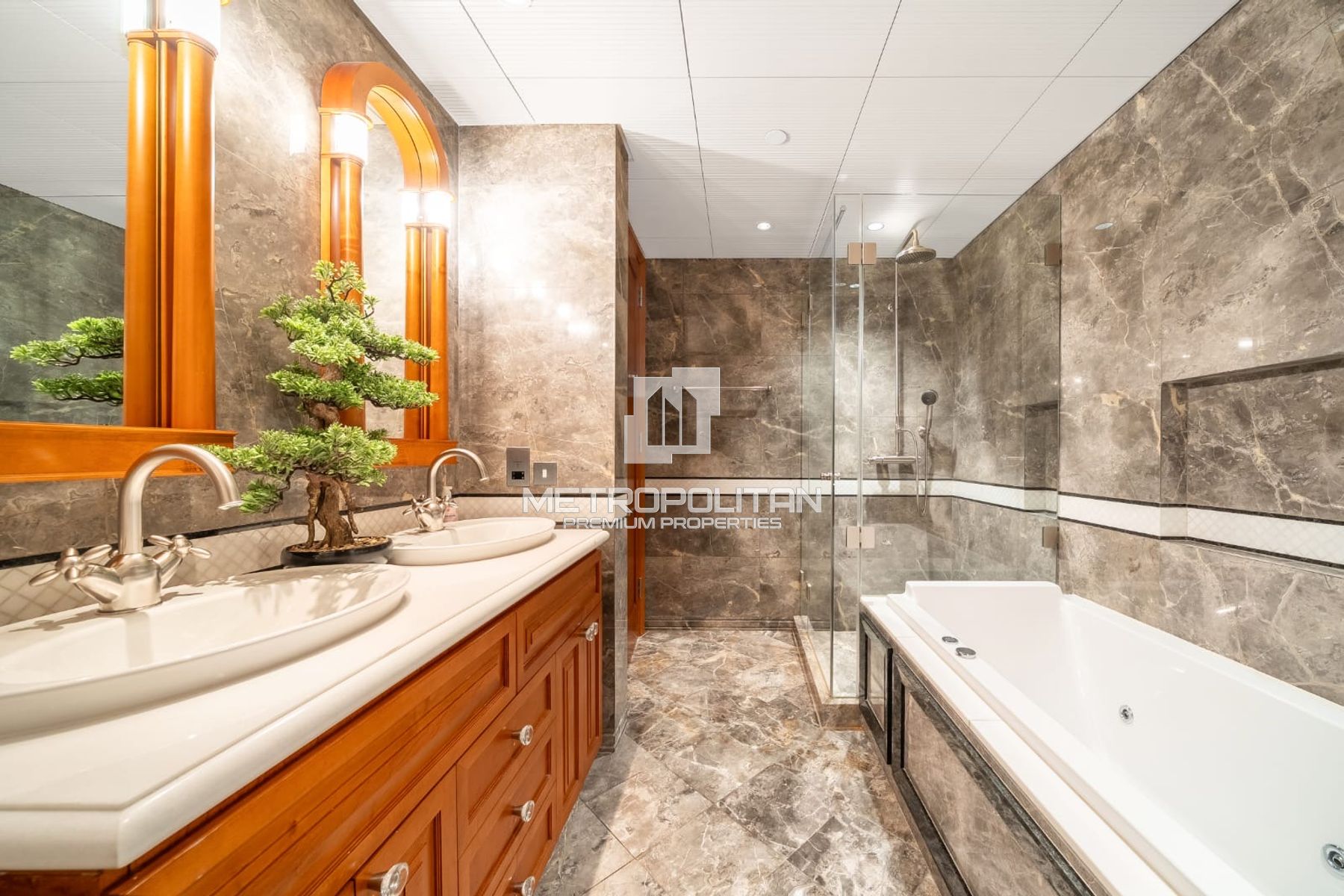 FULL FOUNTAIN VIEW | VACANT | TYPE E 2 BR