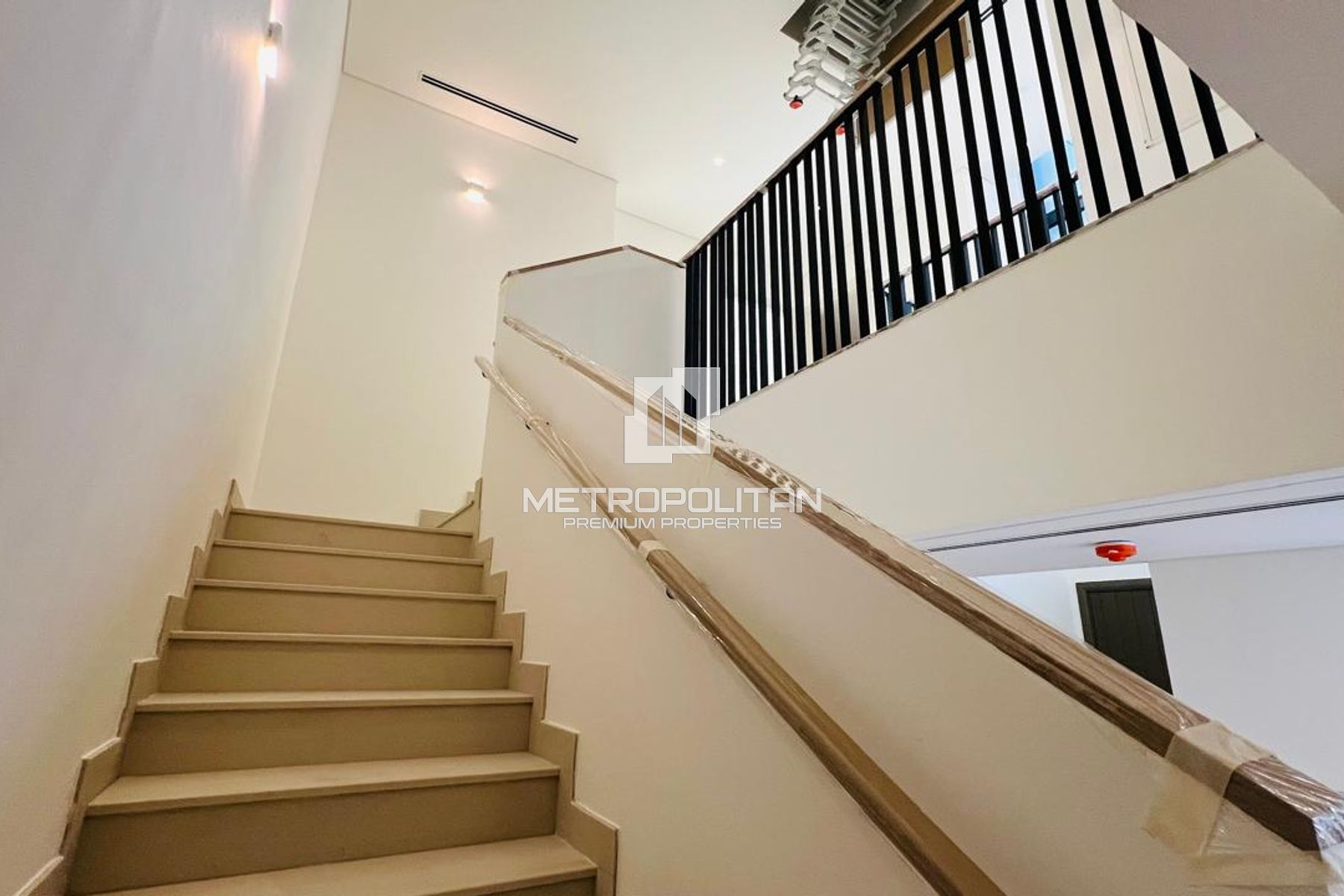 Brand New 4BR | G+1 | Premium Park & Pool View