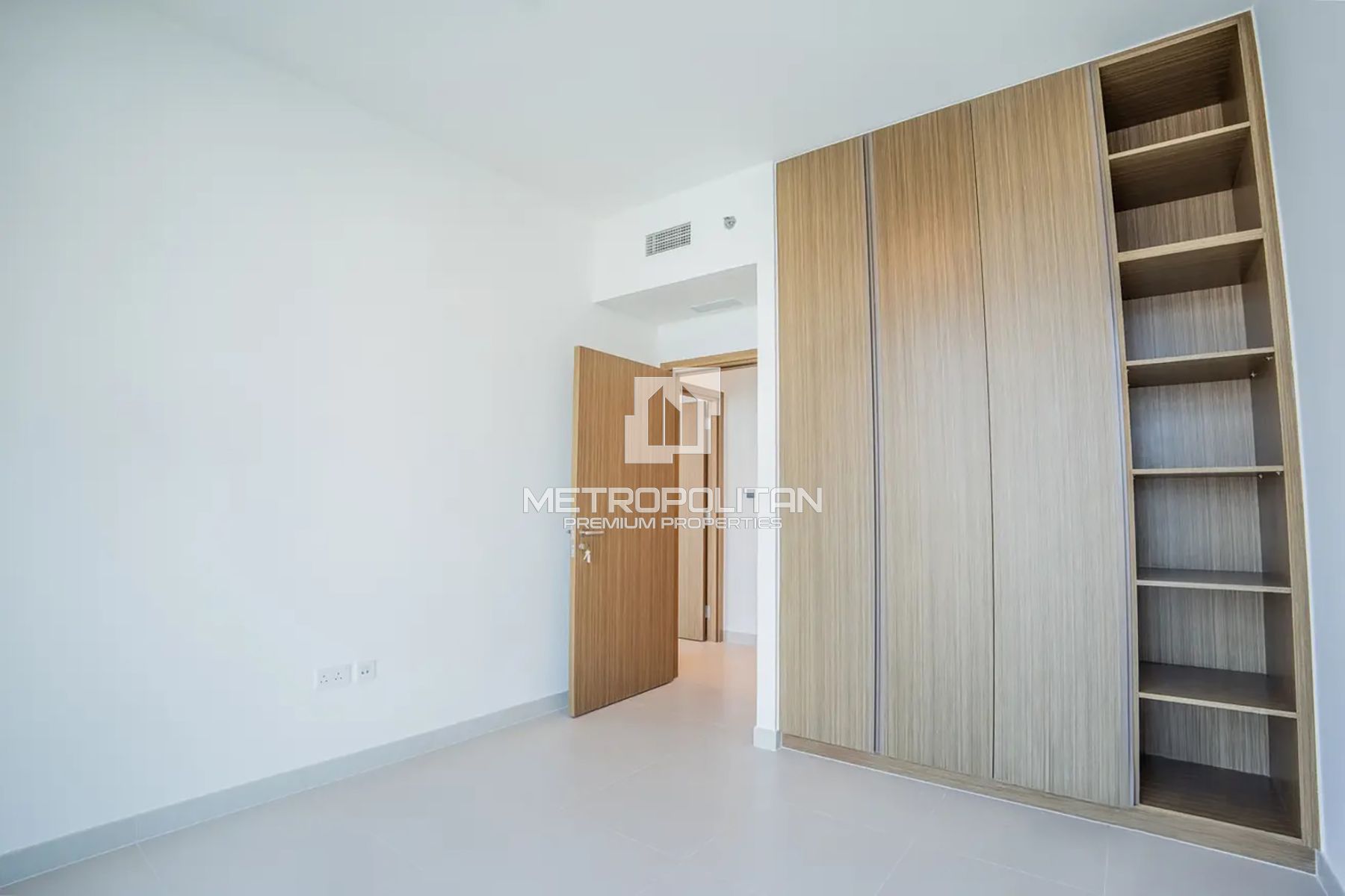 Huge Layout | High Floor | Brand New Unit